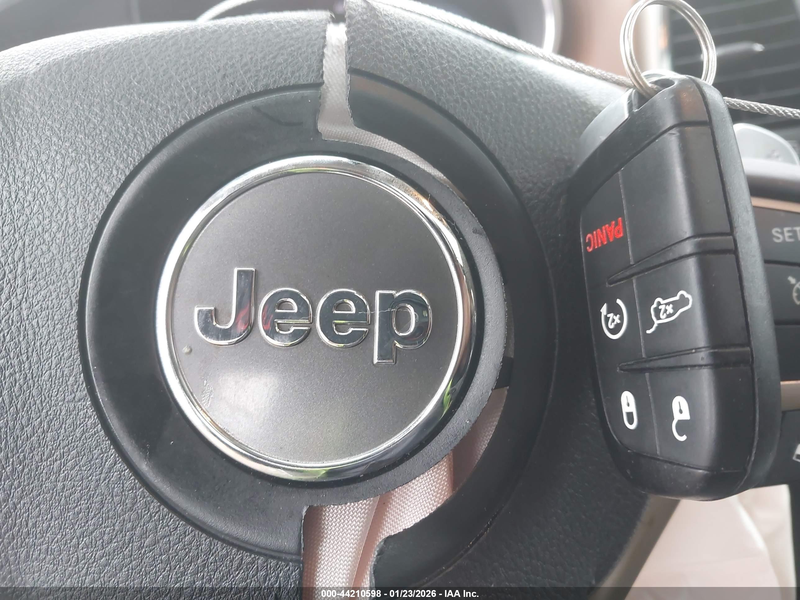 JEEP GRAND image 11
