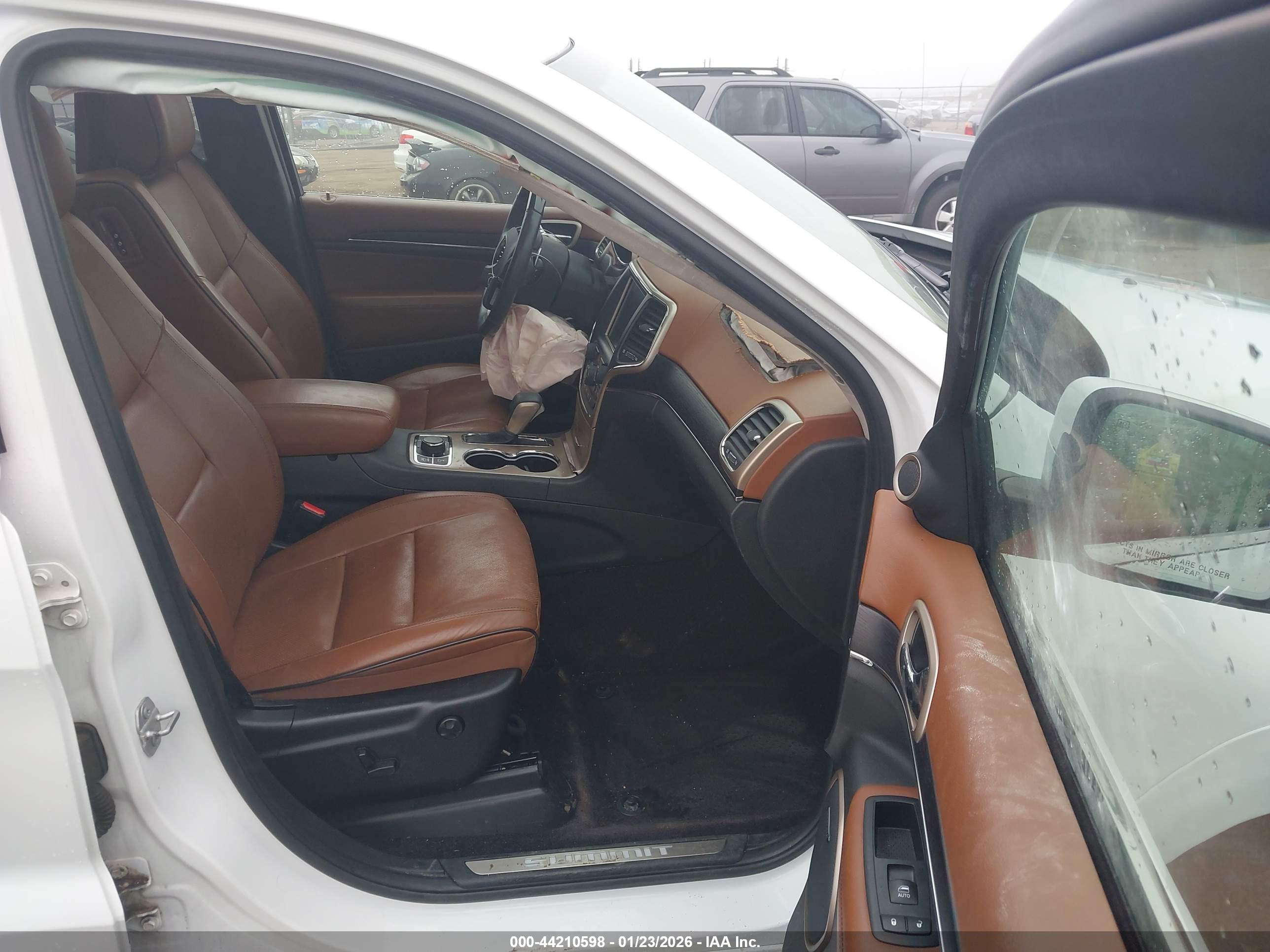 JEEP GRAND image 5