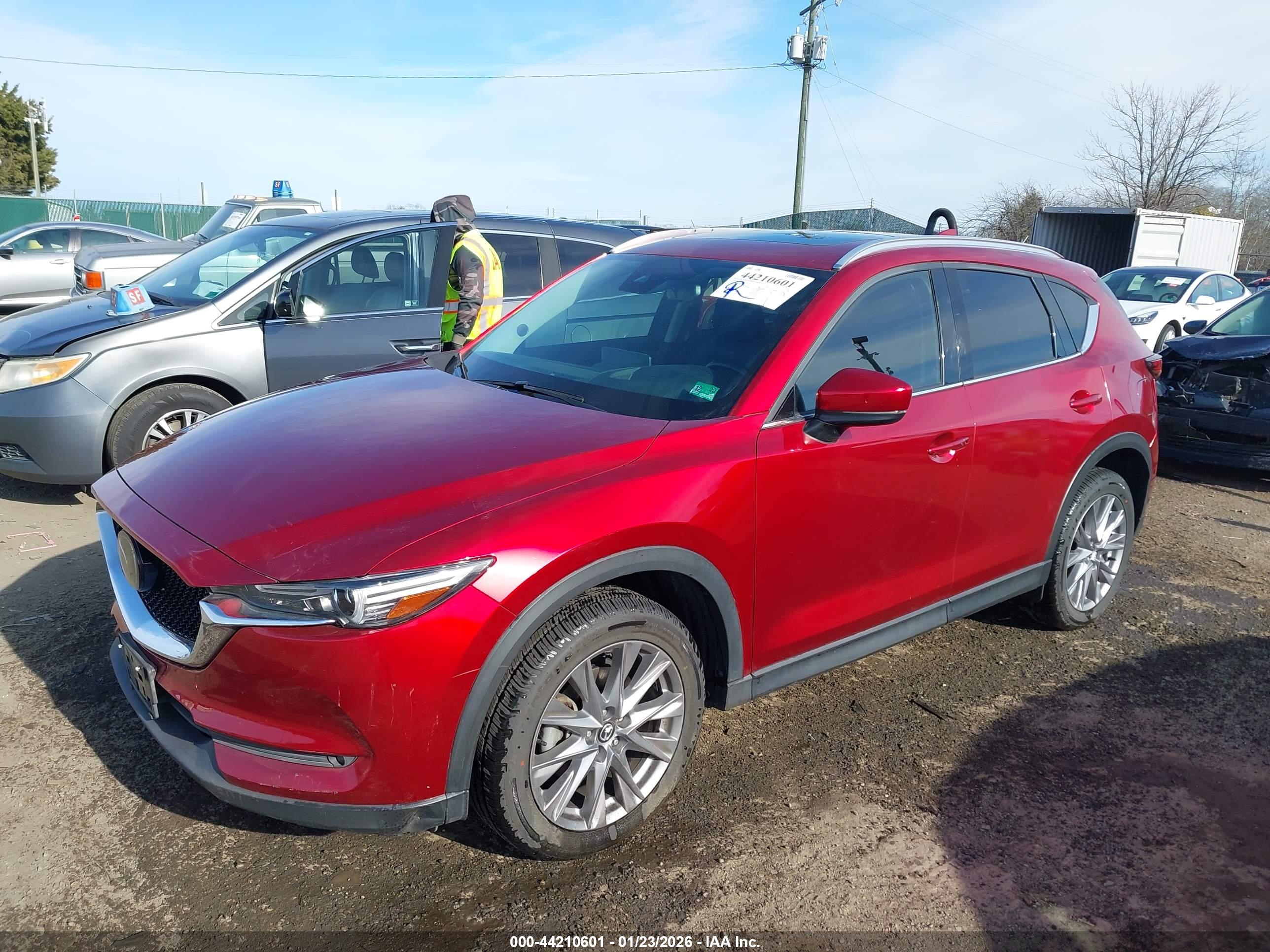 MAZDA CX-5 image 2