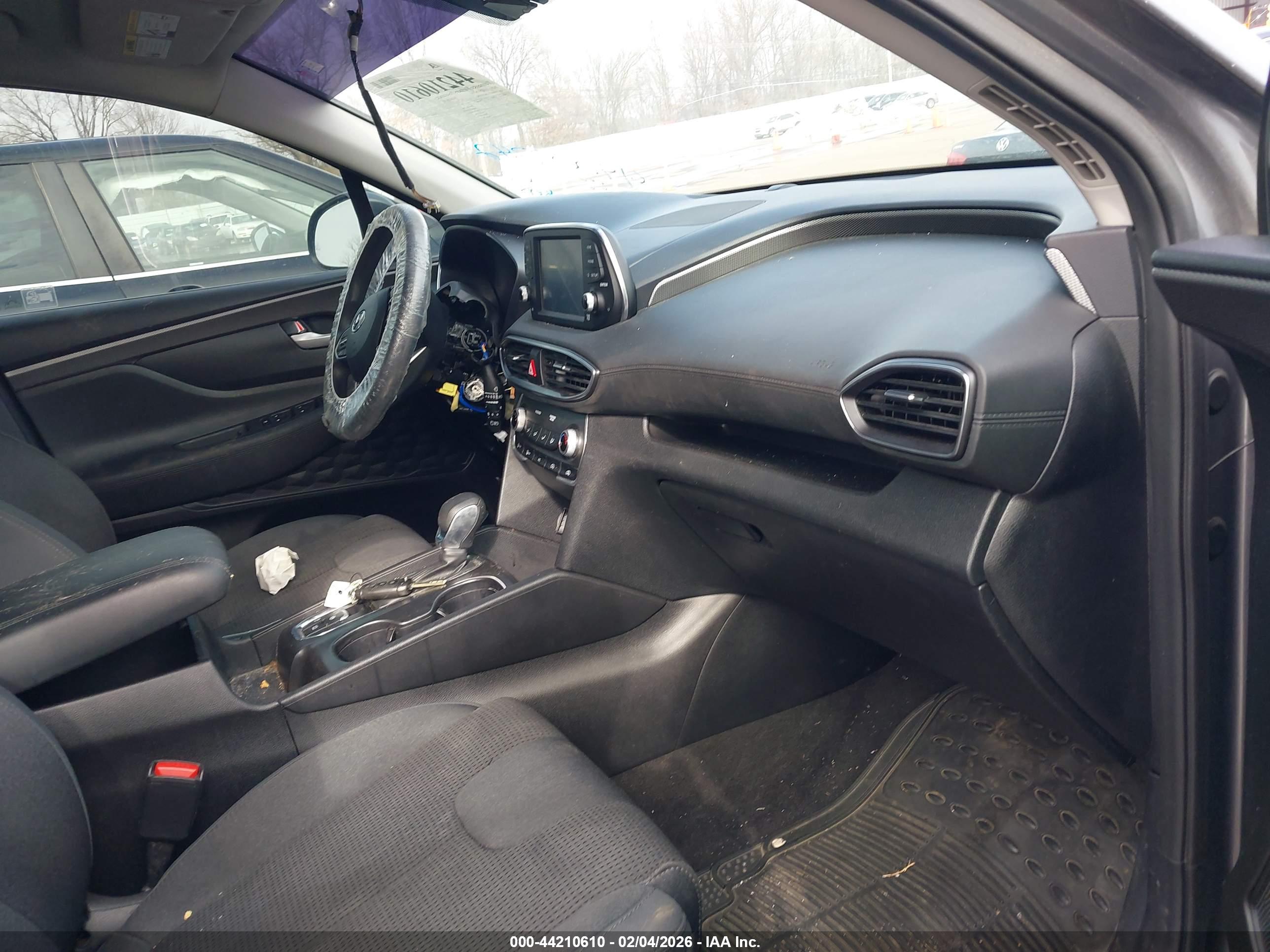 HYUNDAI SANTA image 5