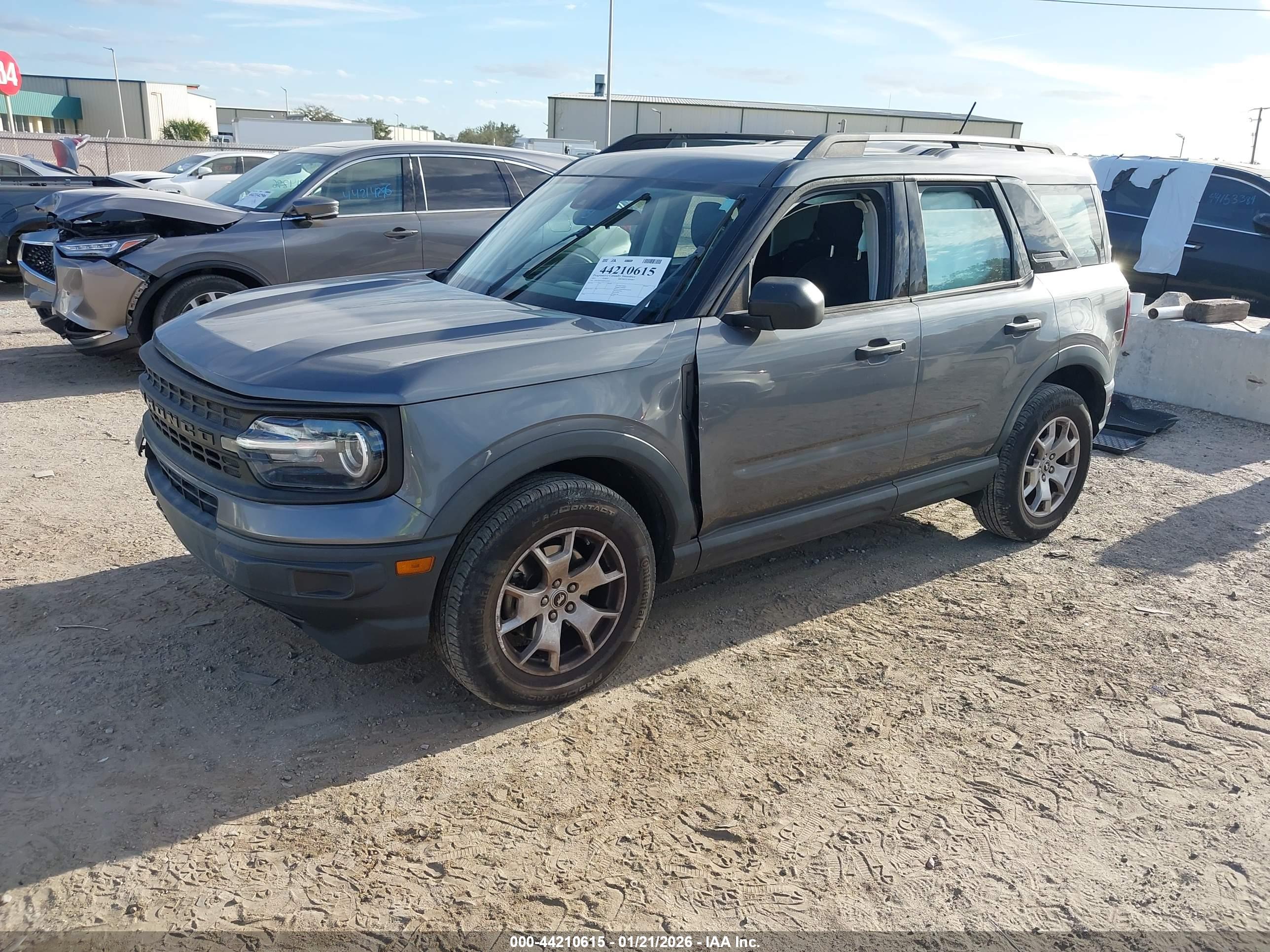 FORD BRONCO image 2