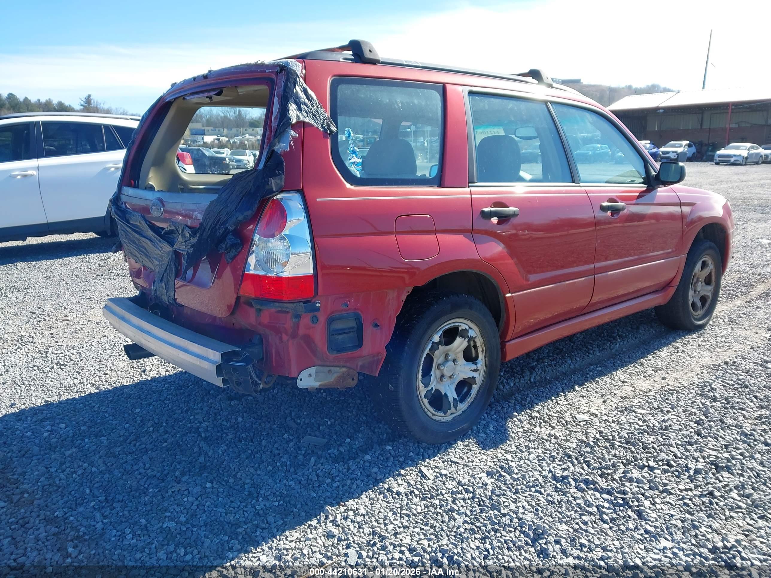SUBARU FORESTER image 4