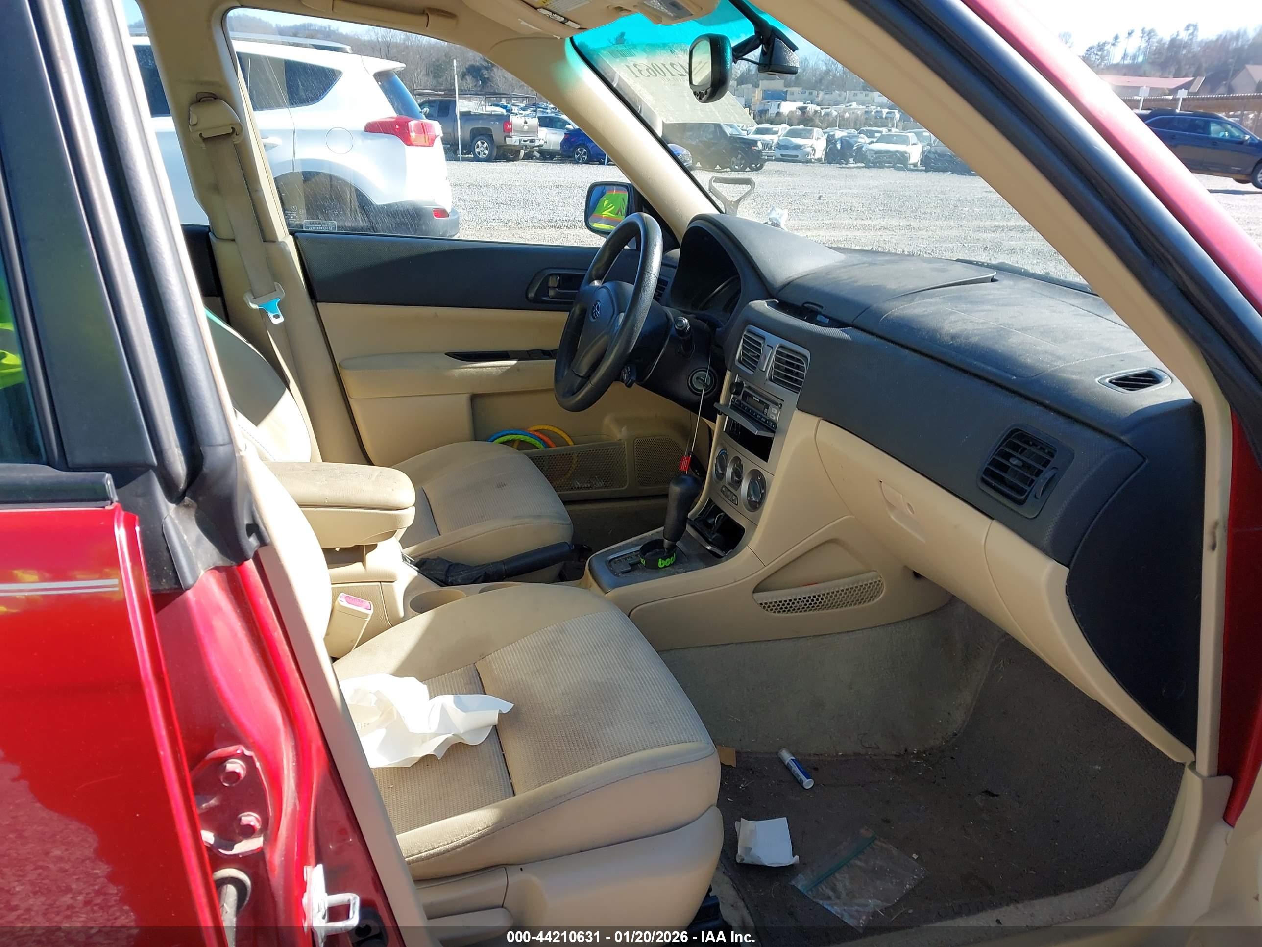 SUBARU FORESTER image 5