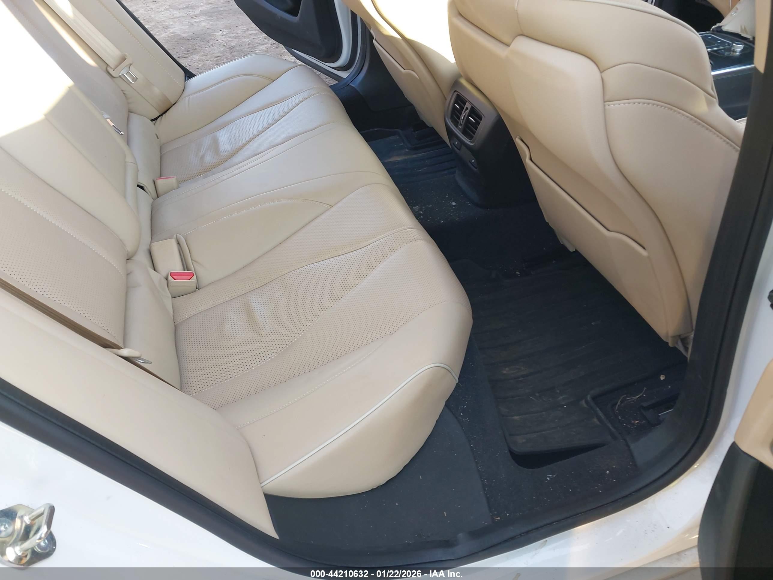 ACURA TLX image 8