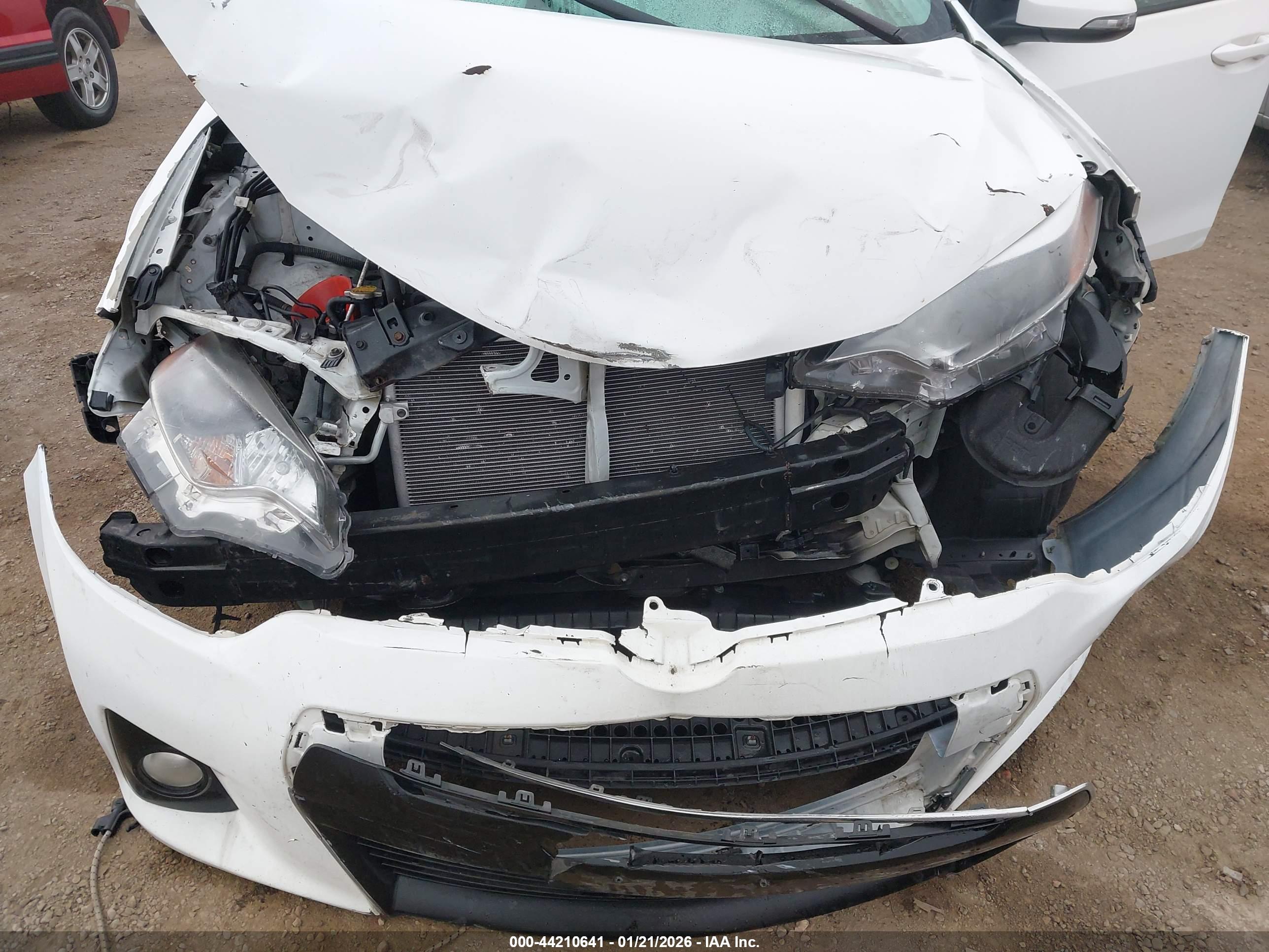 TOYOTA COROLLA image 6