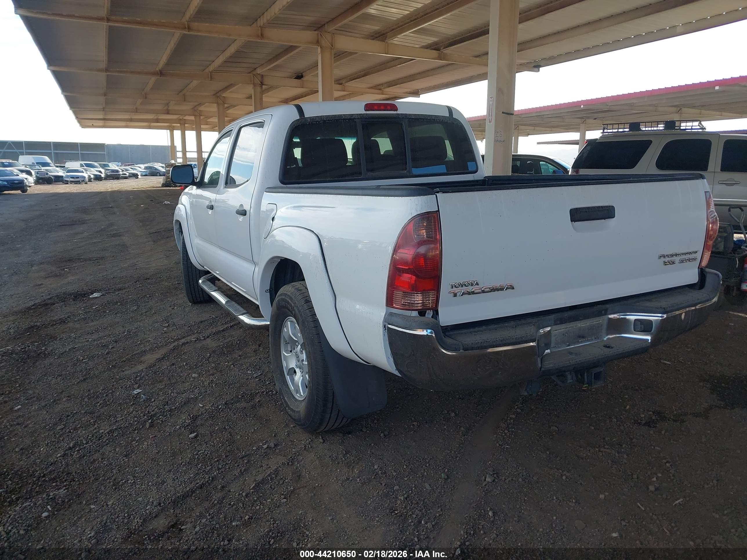 TOYOTA TACOMA image 3