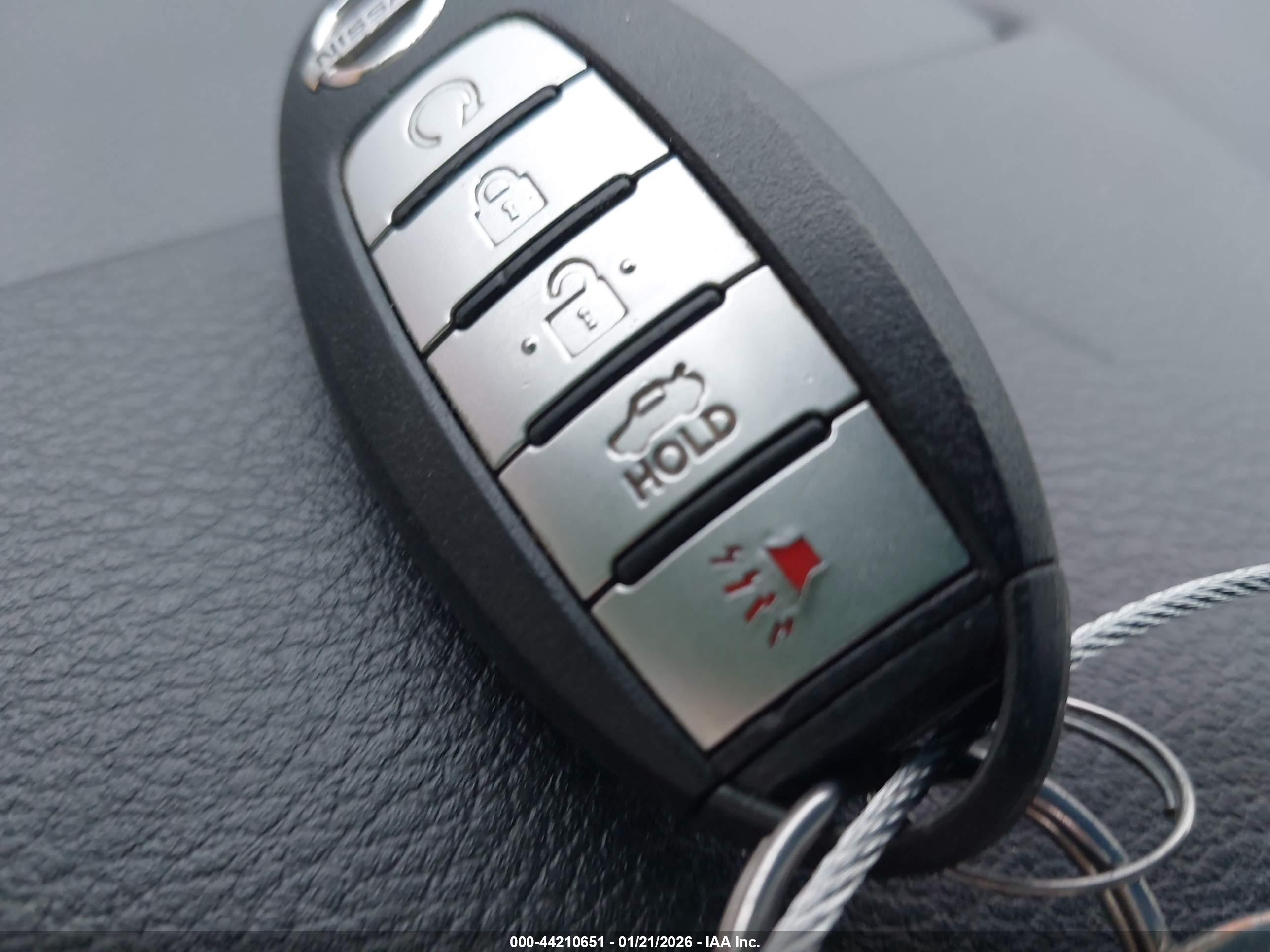 NISSAN ALTIMA image 11