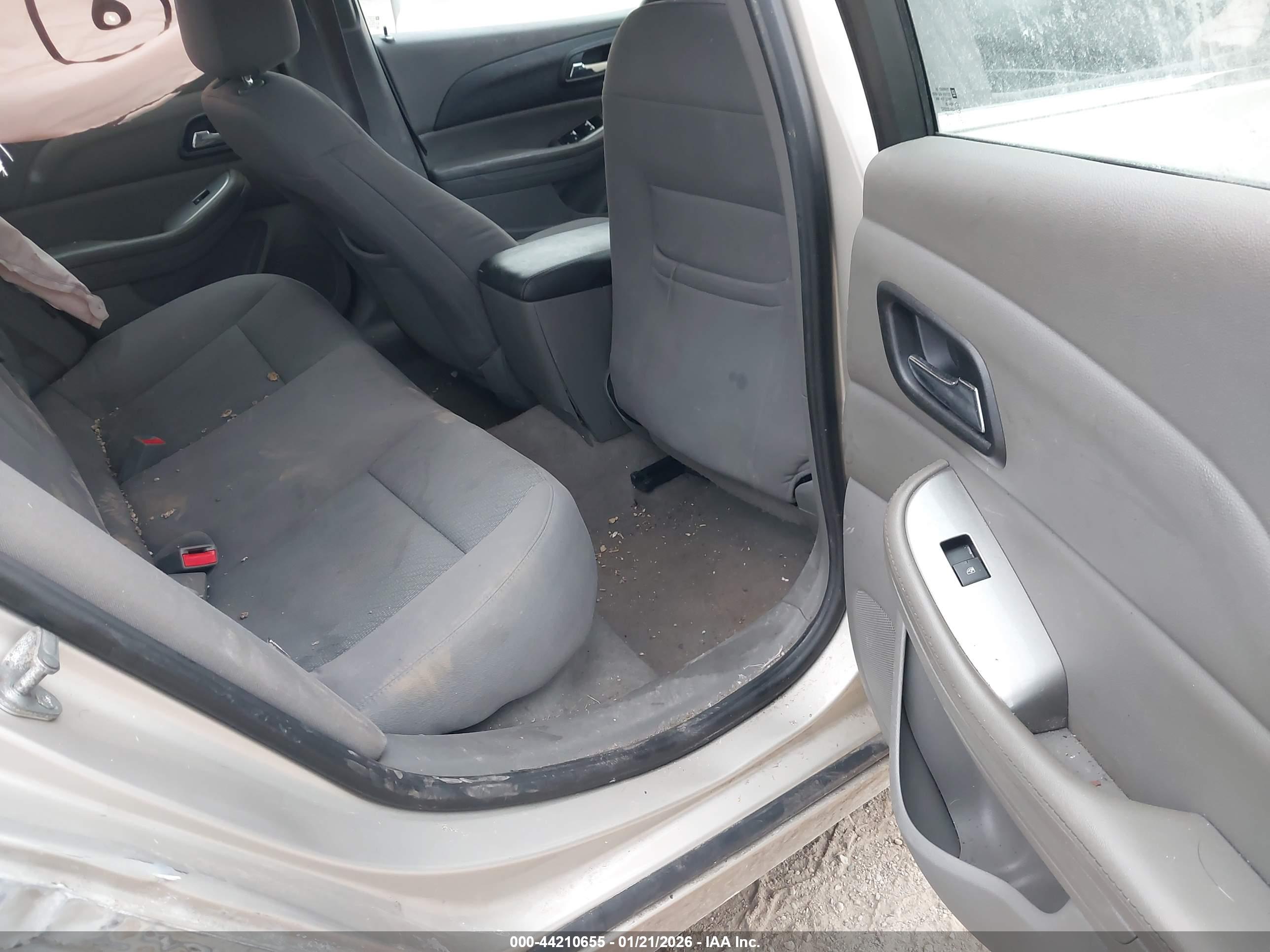CHEVROLET MALIBU image 8