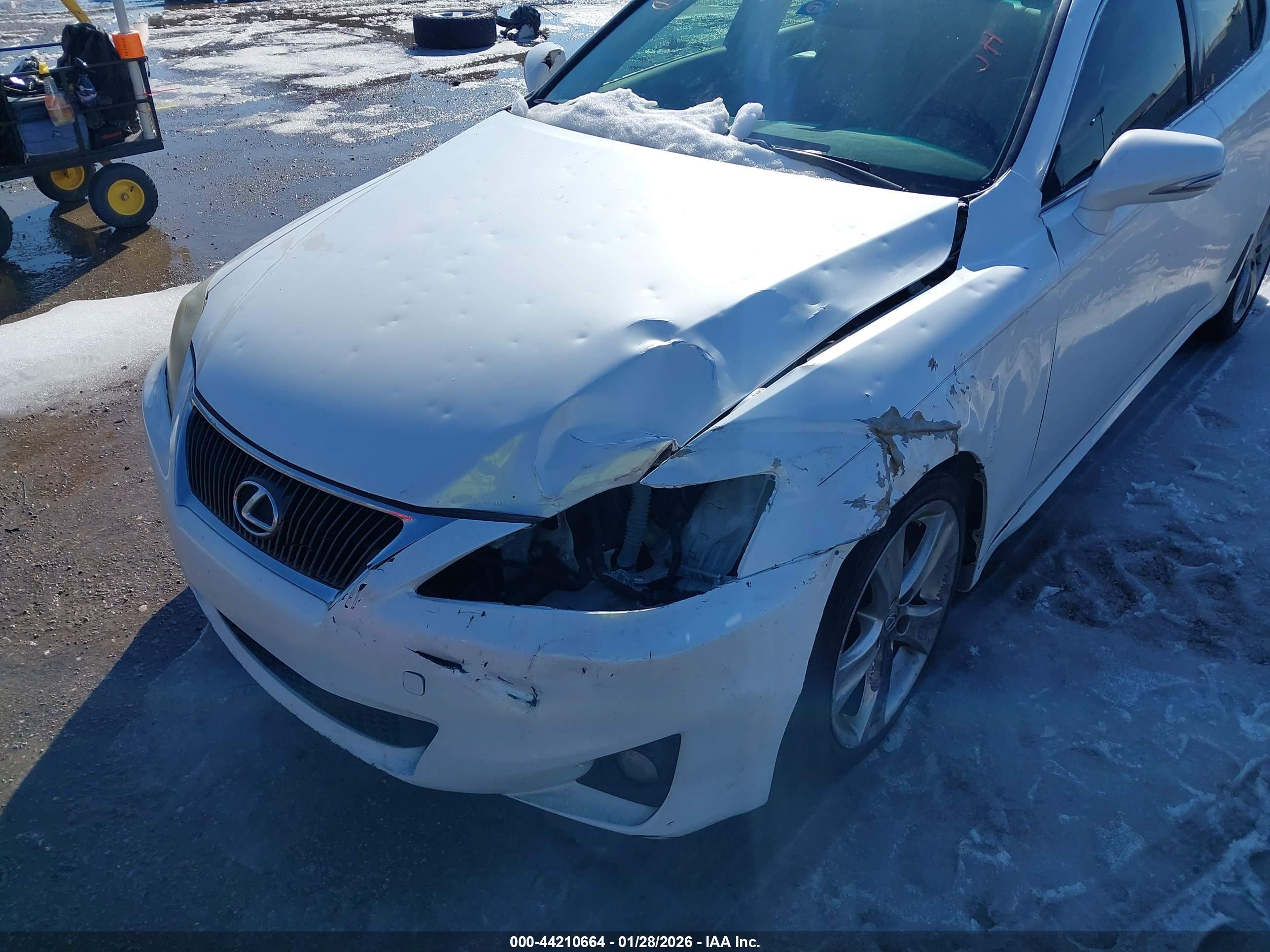 LEXUS IS image 6