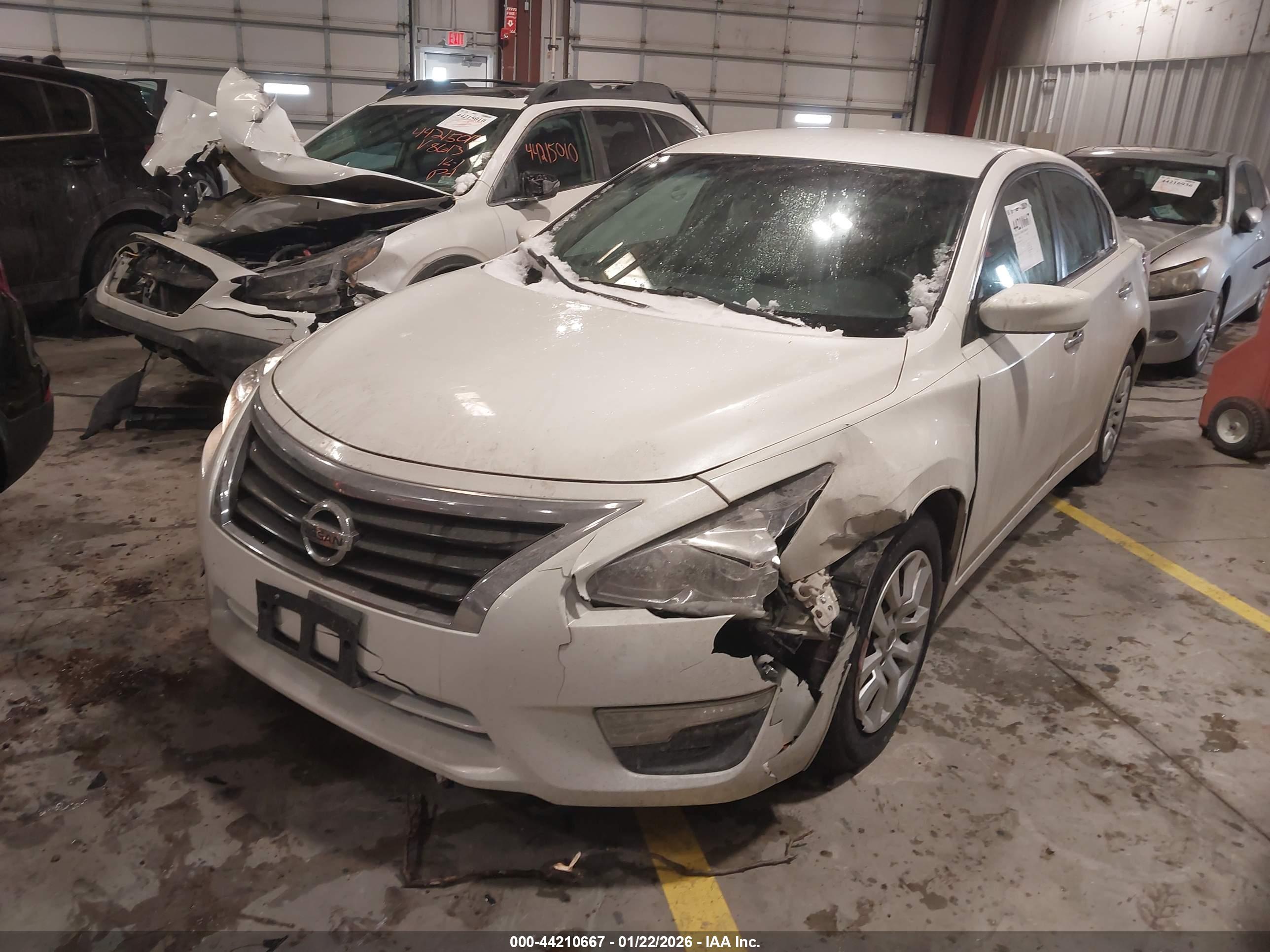 NISSAN ALTIMA image 2