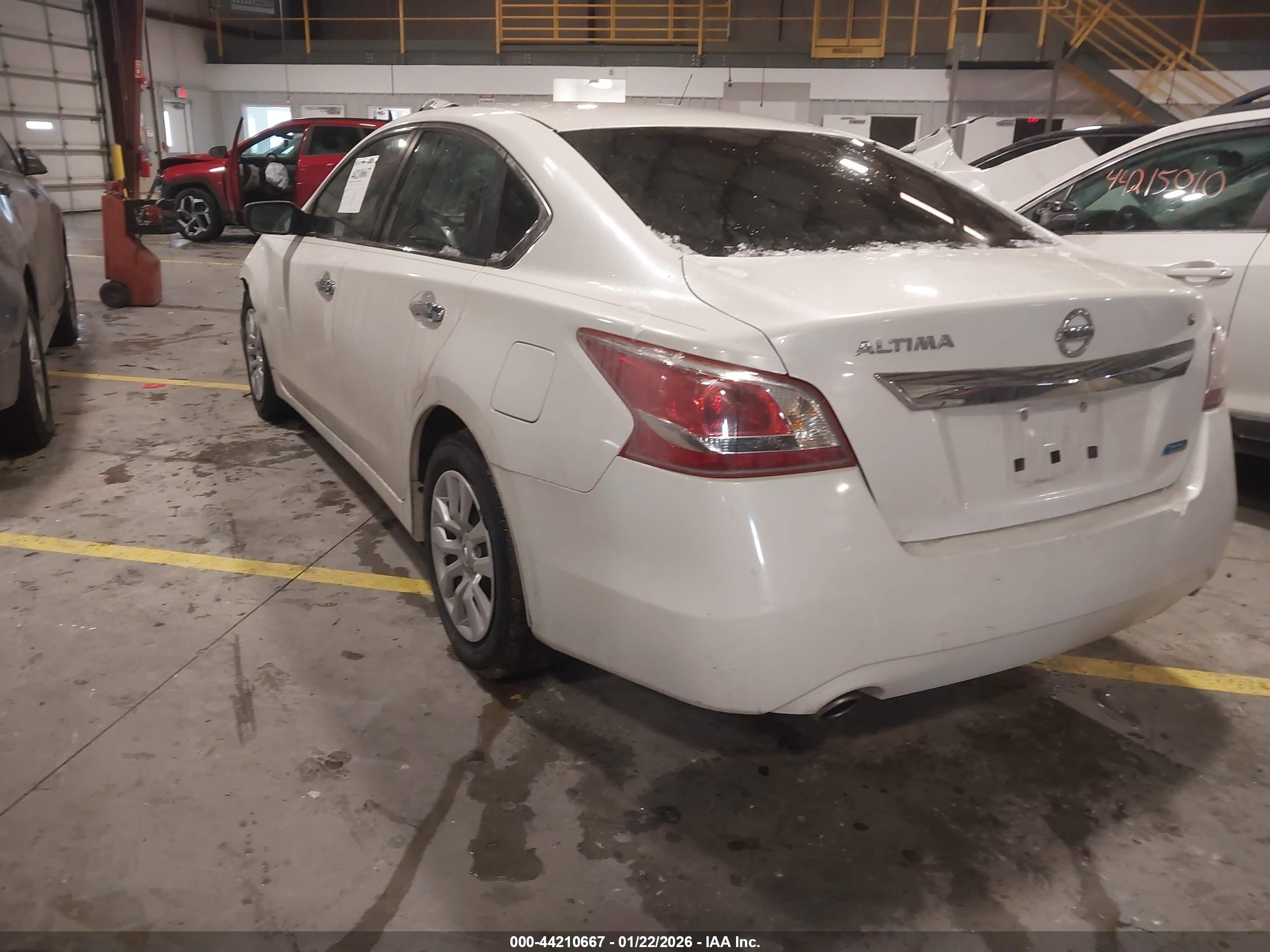 NISSAN ALTIMA image 3