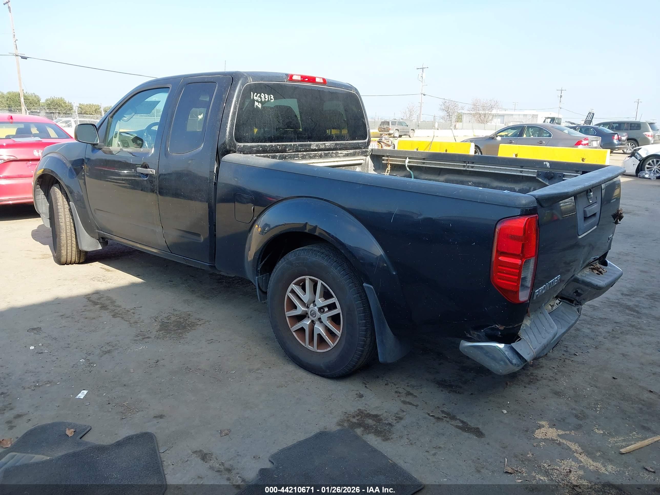 NISSAN FRONTIER image 3