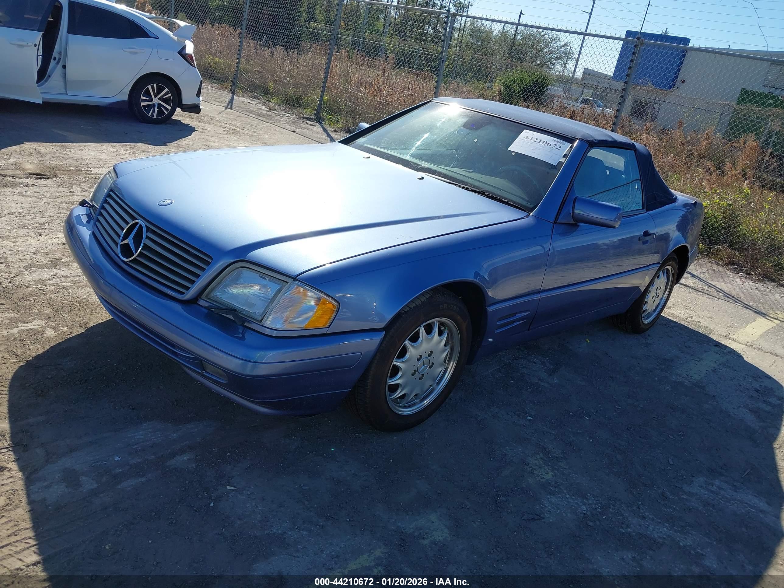 MERCEDES-BENZ SL image 2