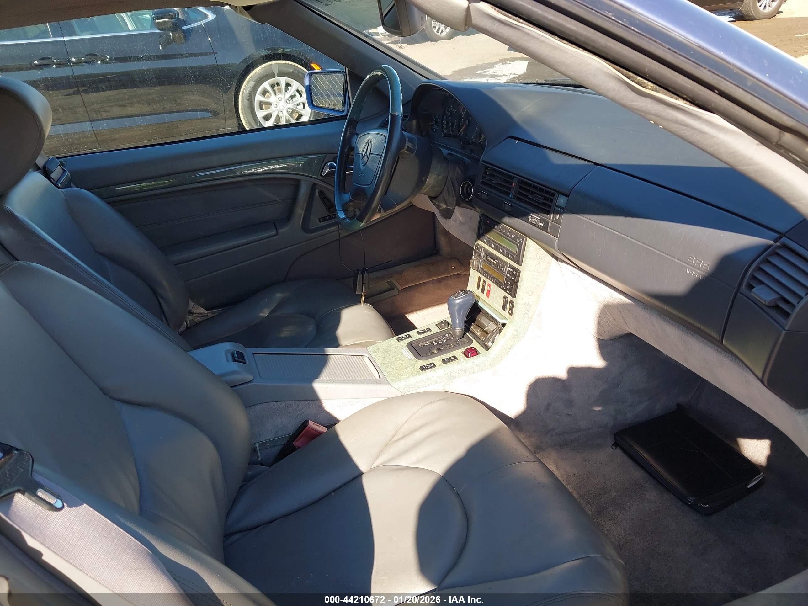 MERCEDES-BENZ SL image 5