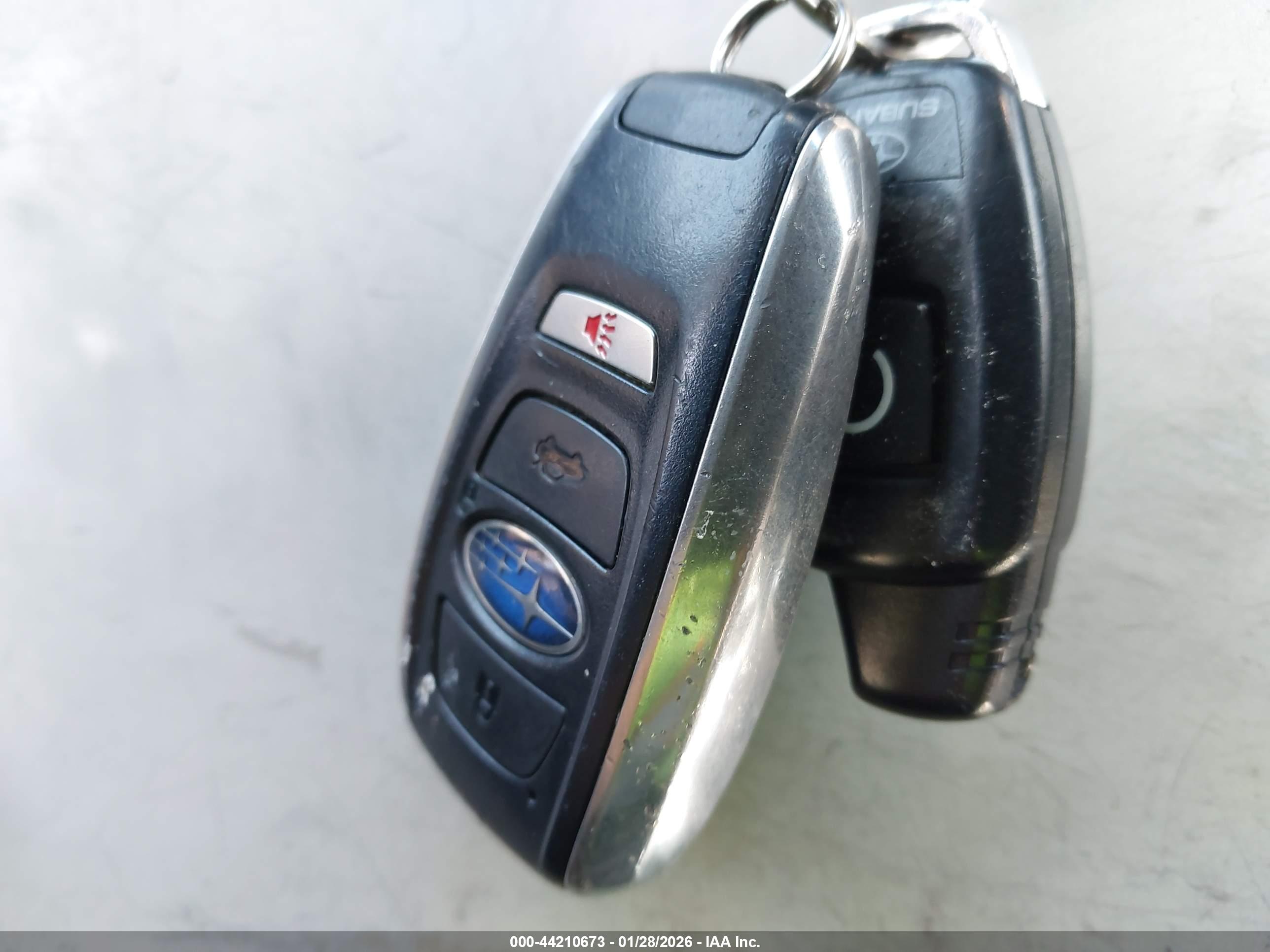 SUBARU OUTBACK image 11