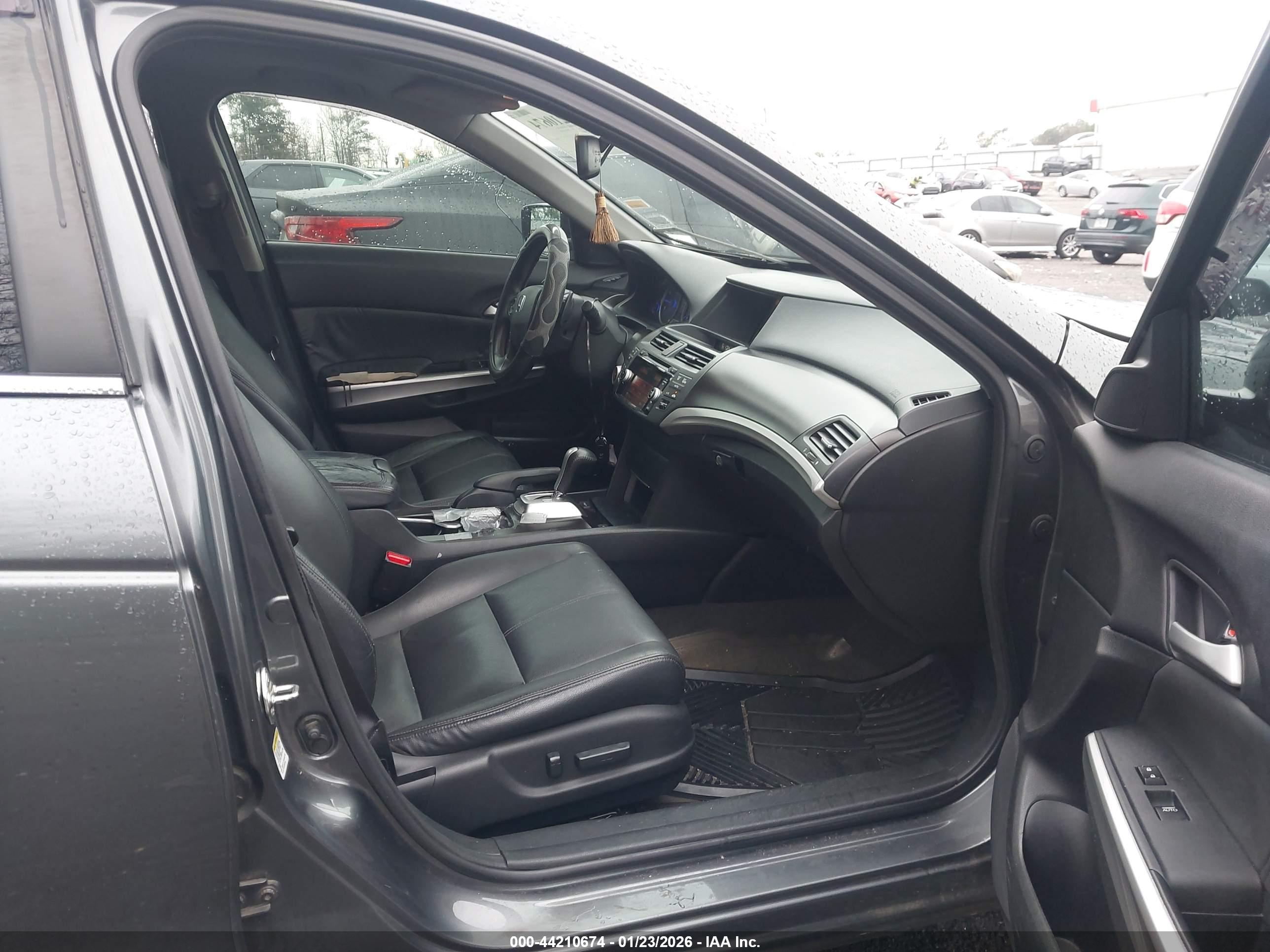 HONDA CROSSTOUR image 5