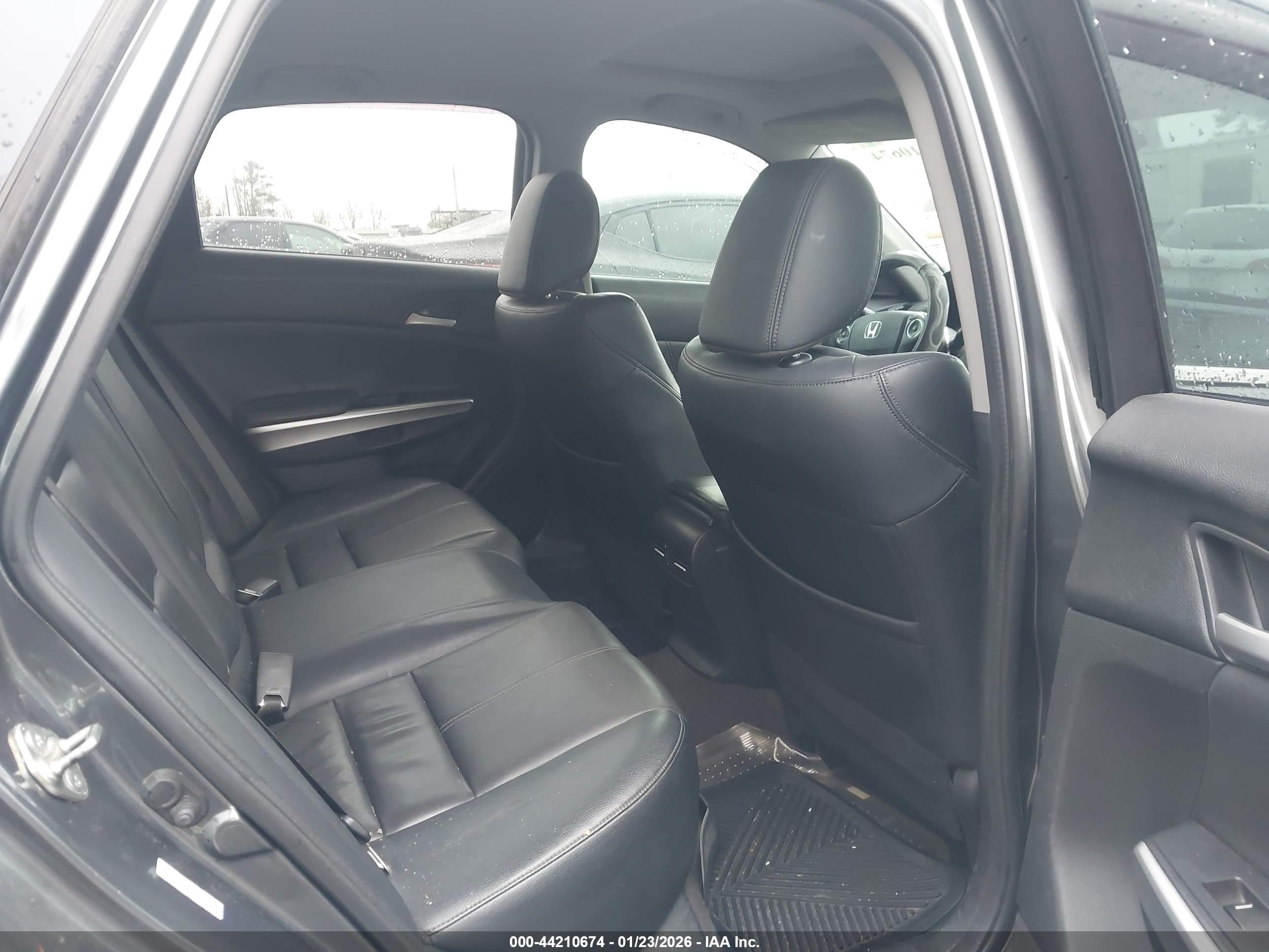 HONDA CROSSTOUR image 8