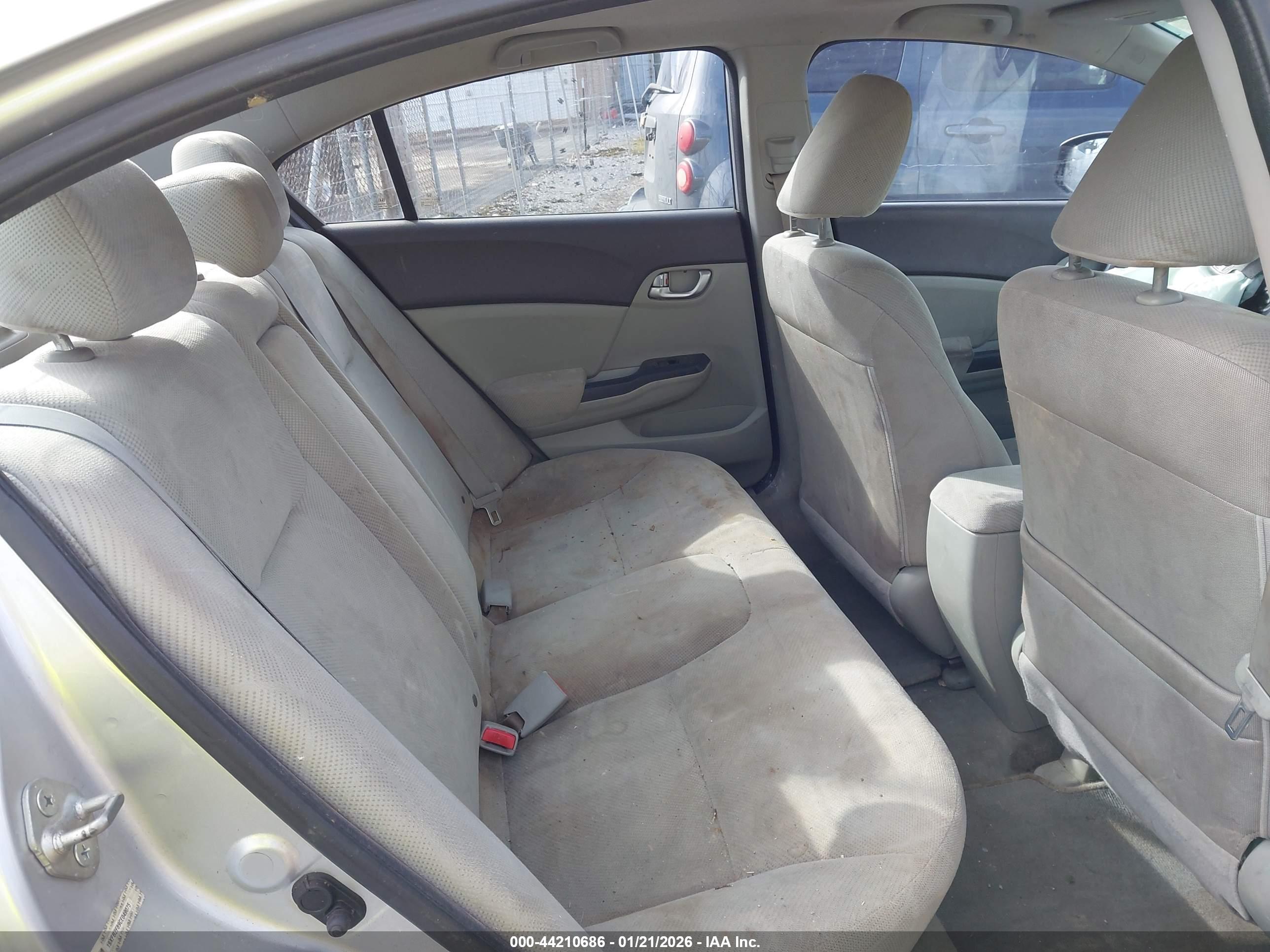 HONDA CIVIC image 8