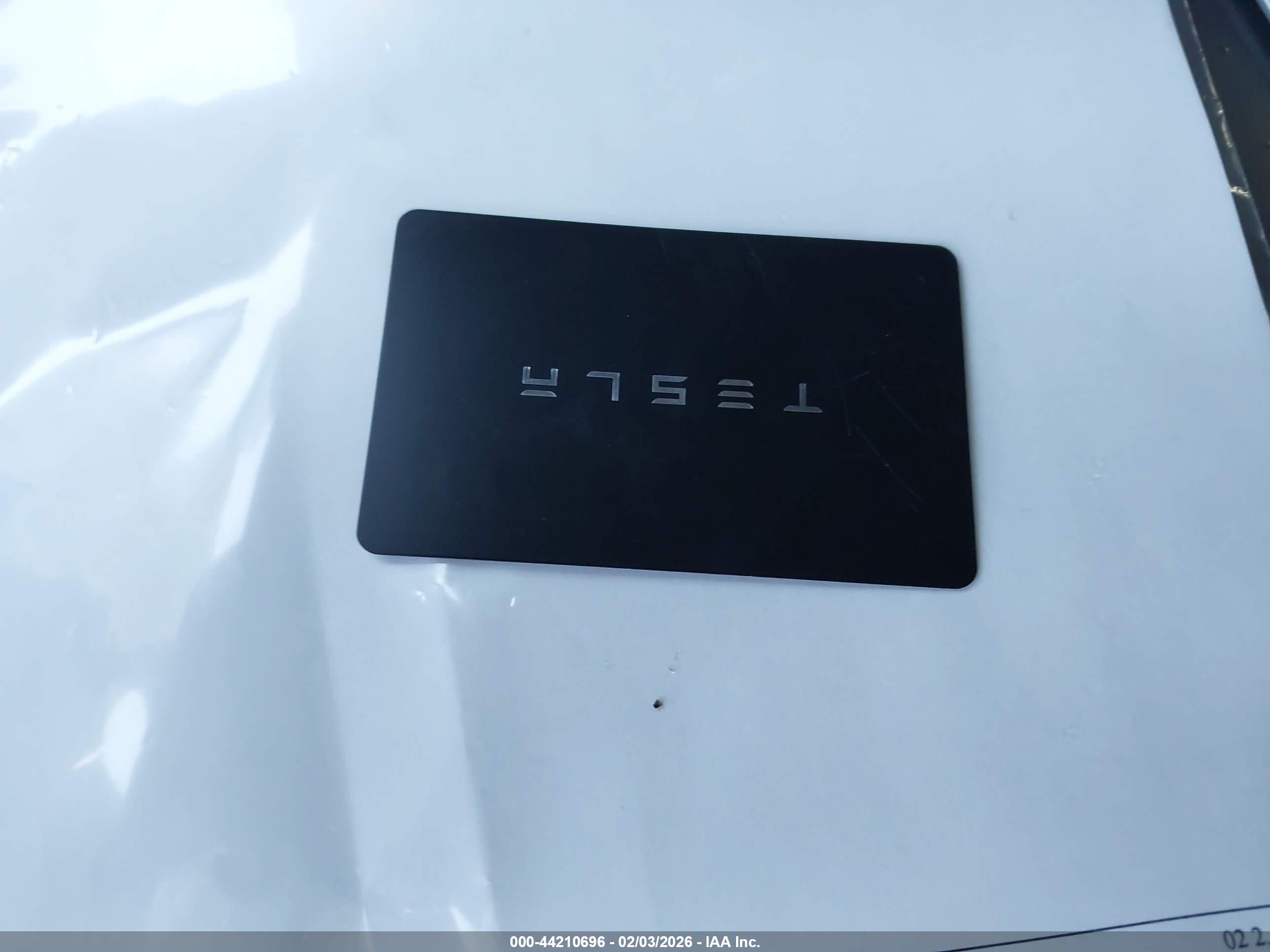 TESLA MODEL image 11