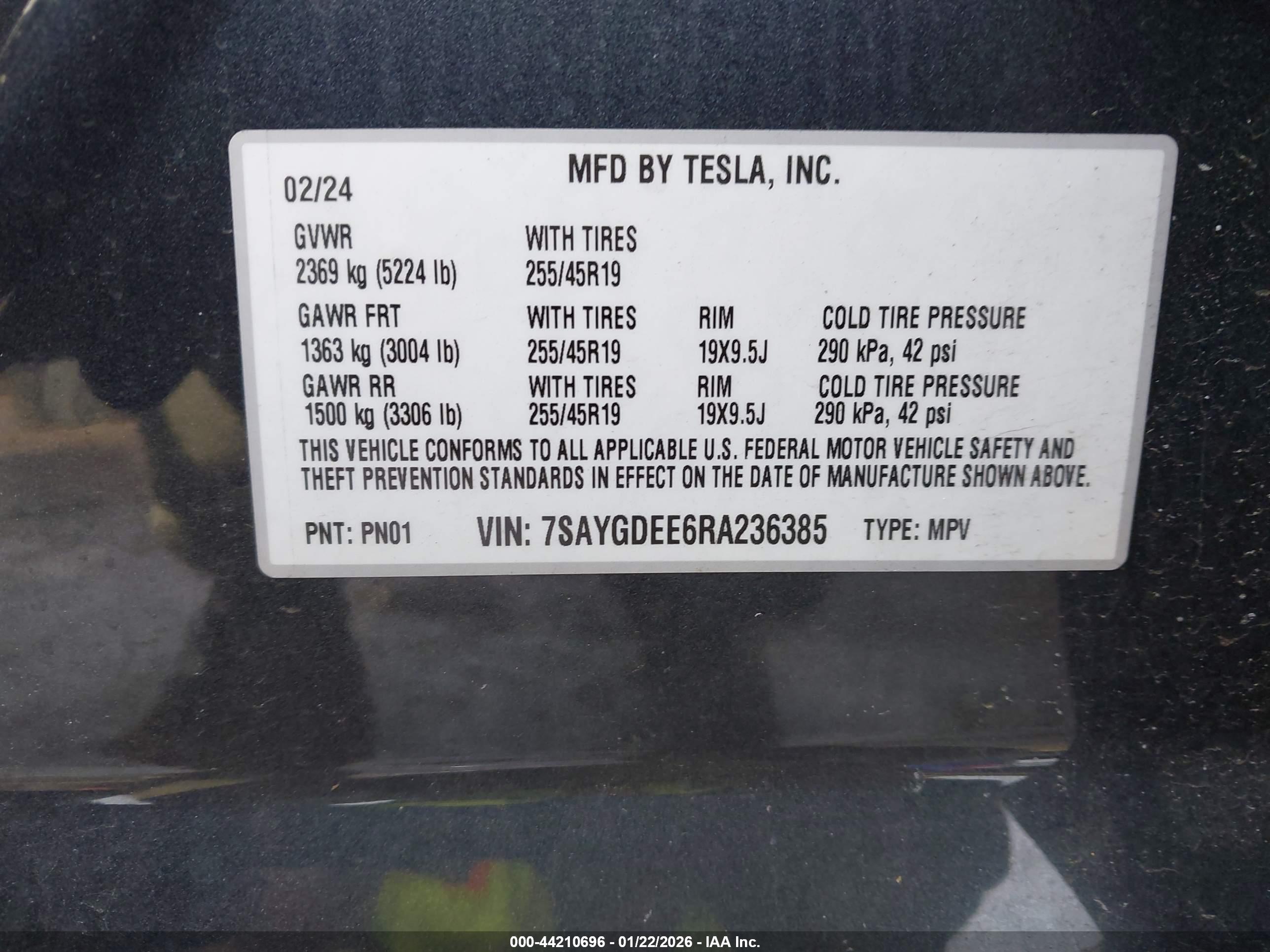 TESLA MODEL image 9