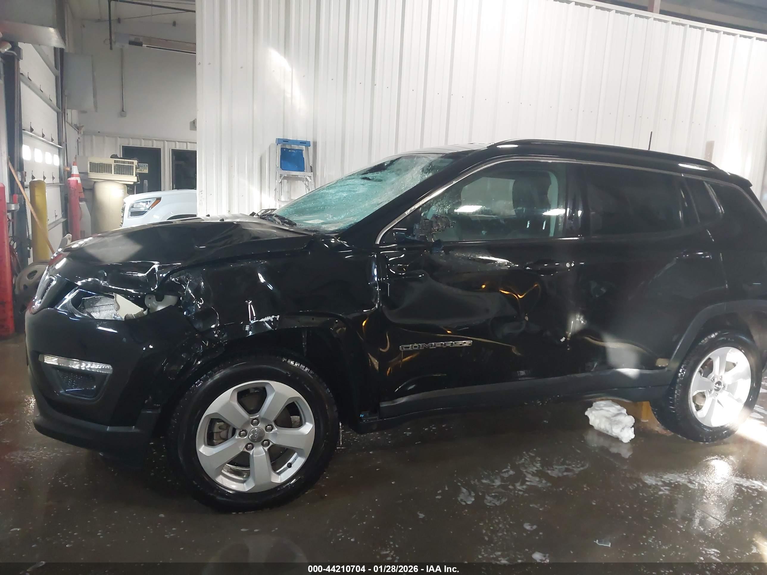 JEEP COMPASS image 6