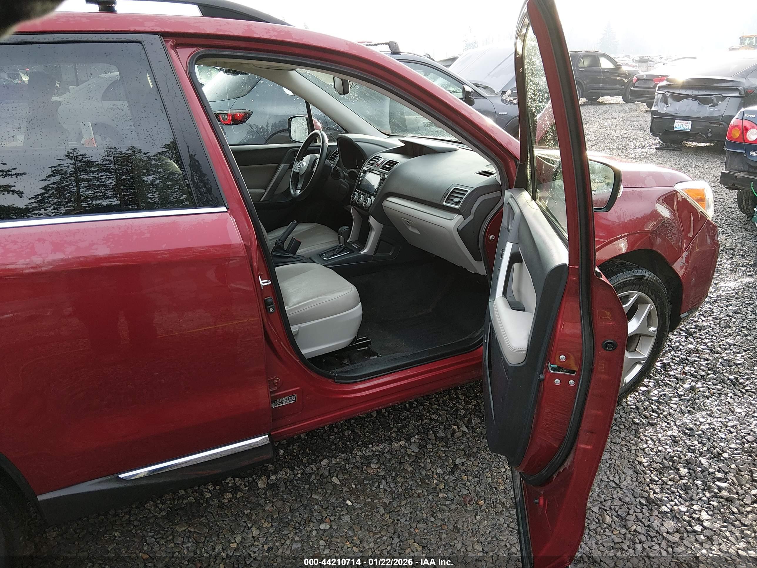 SUBARU FORESTER image 5