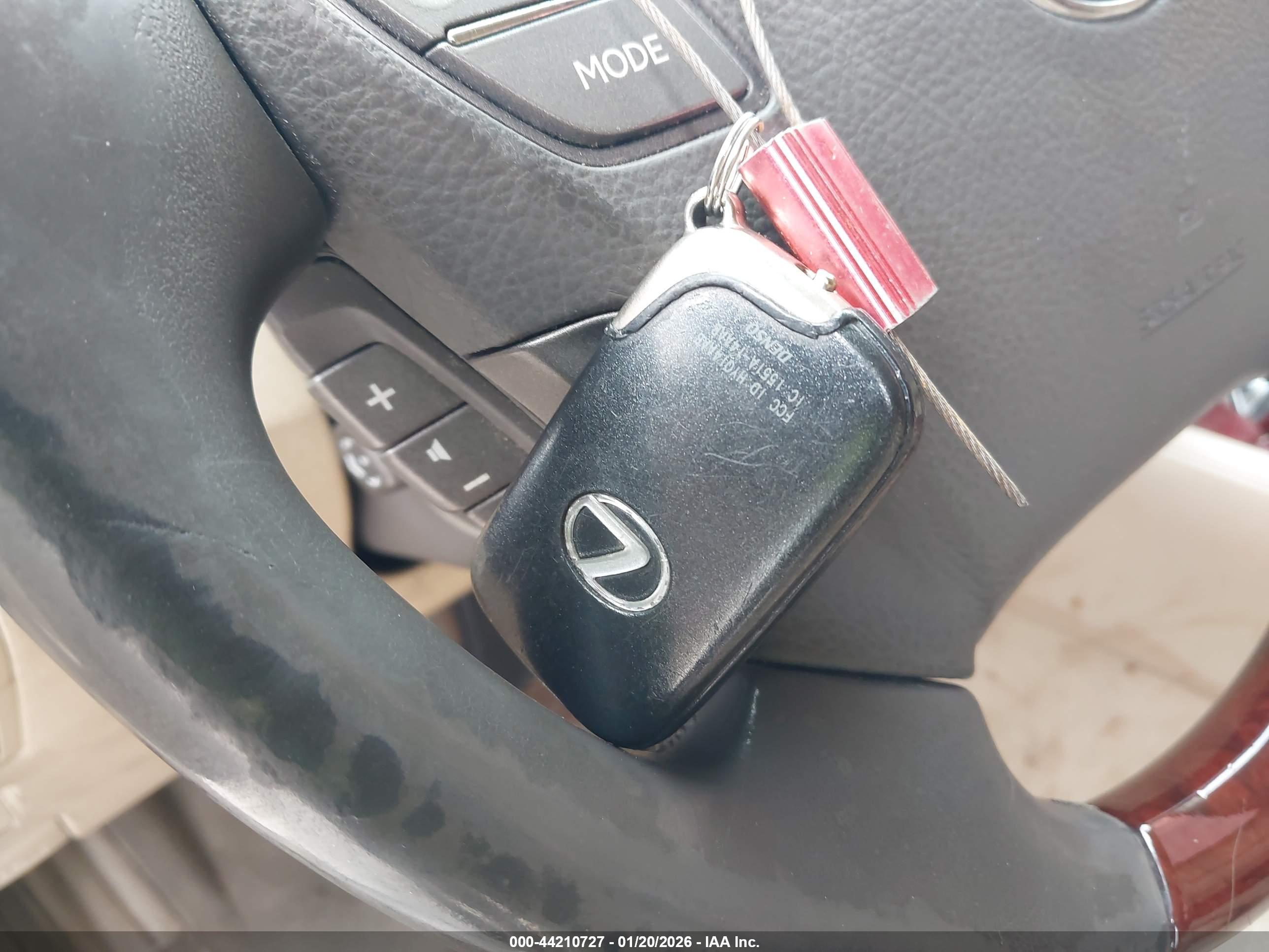 LEXUS LS image 11