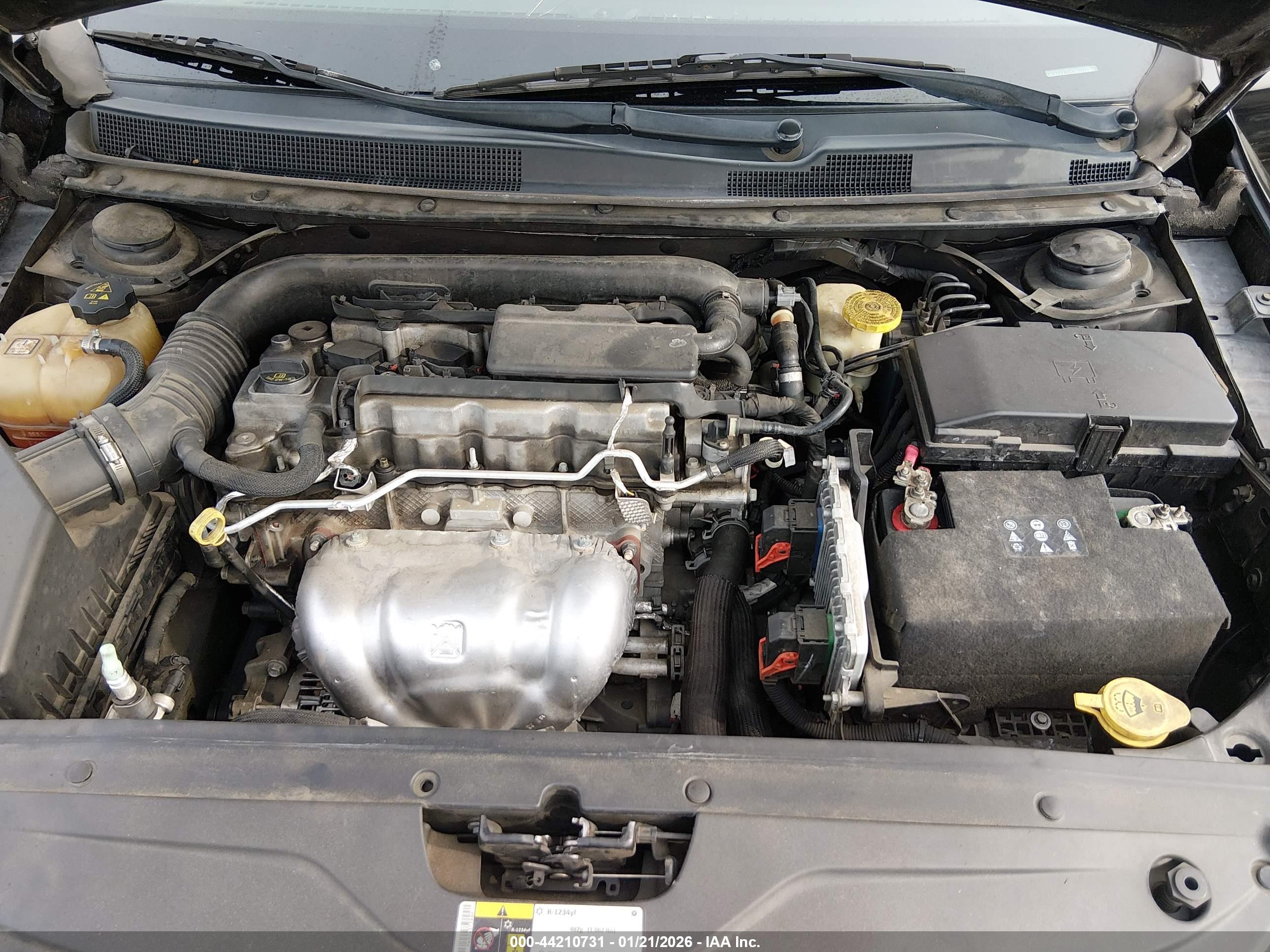 CHRYSLER 200 image 10