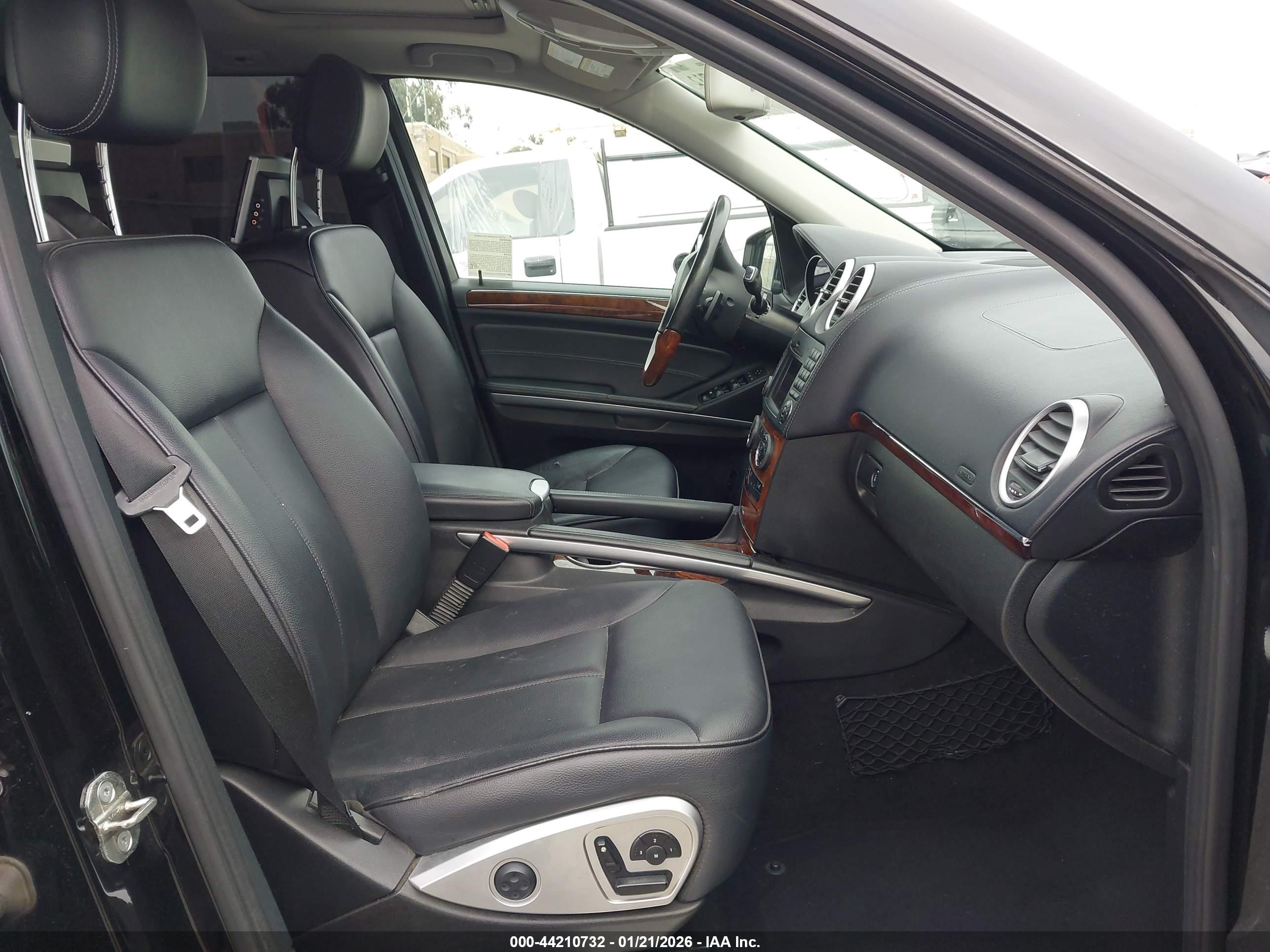 MERCEDES-BENZ GL image 5