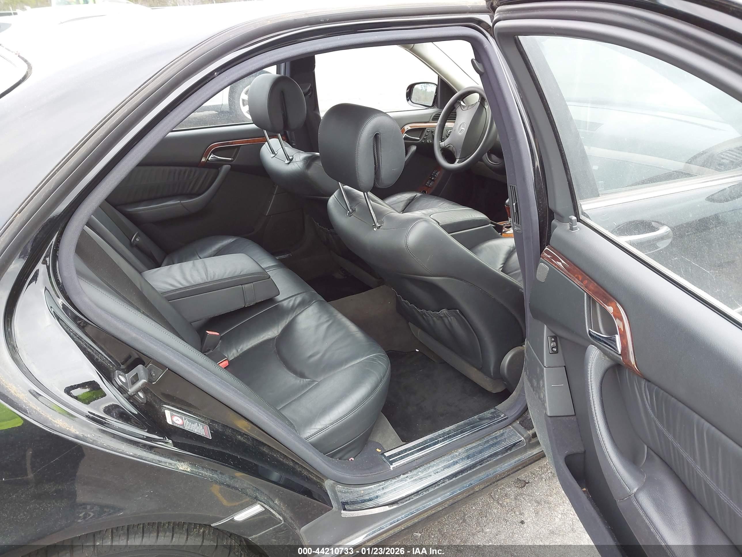 MERCEDES-BENZ S image 8