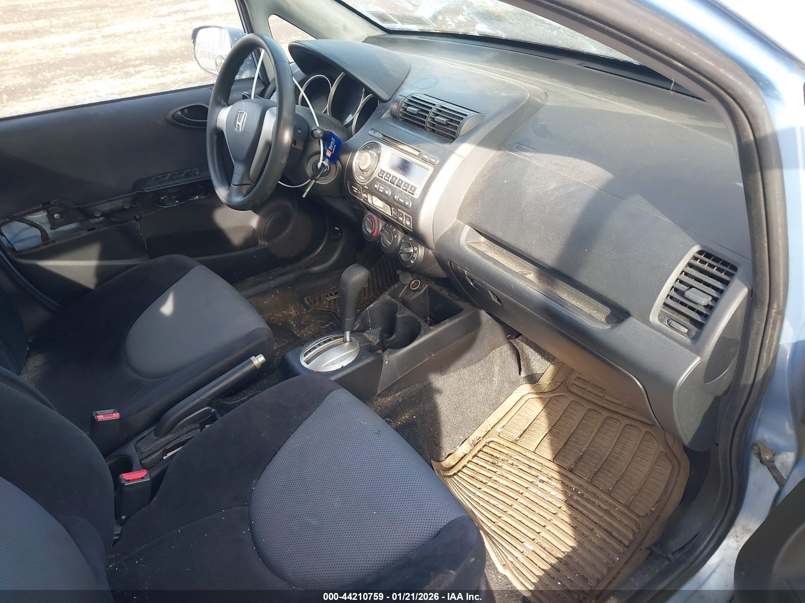 HONDA FIT image 5