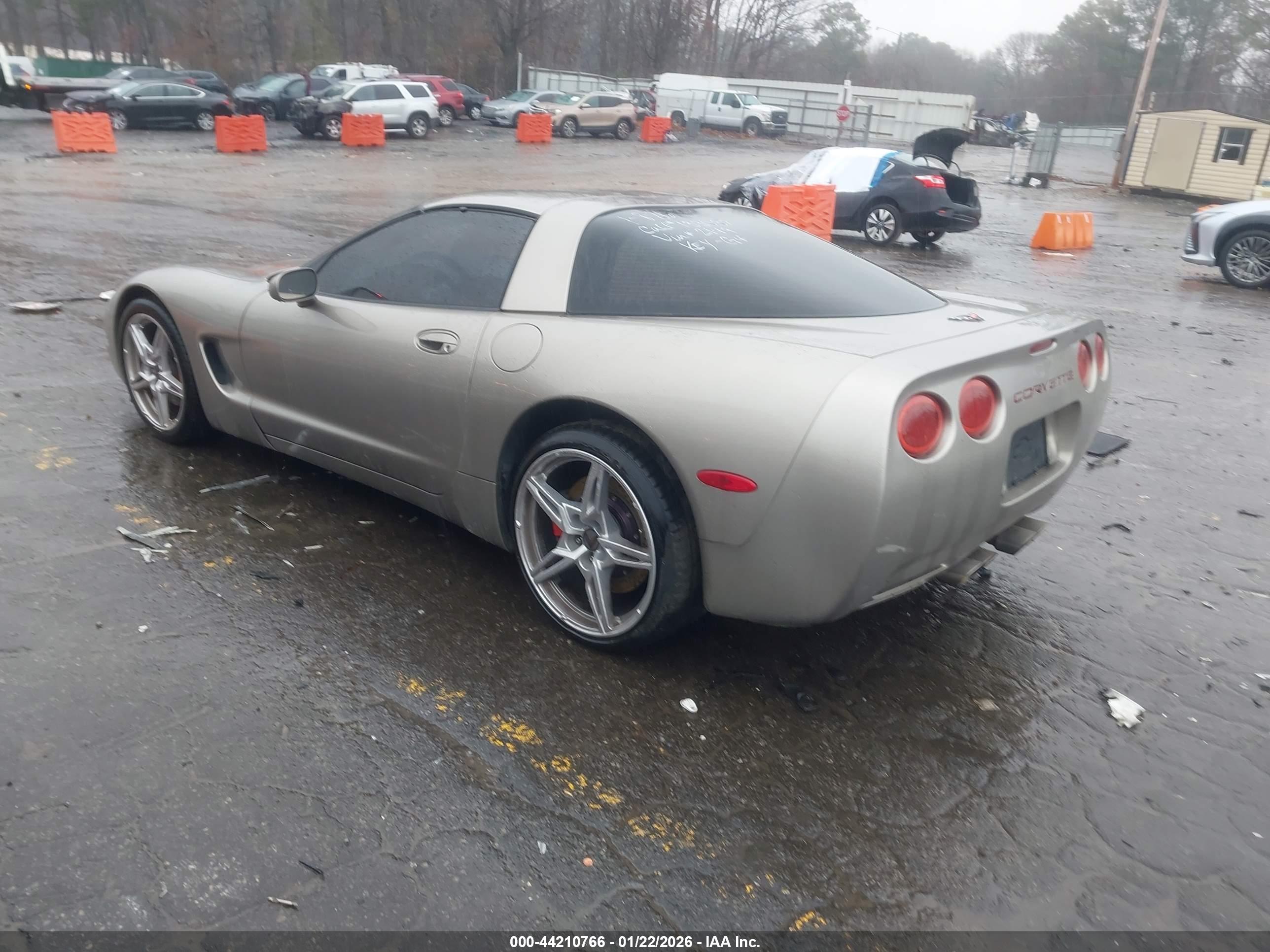 CHEVROLET CORVETTE image 3