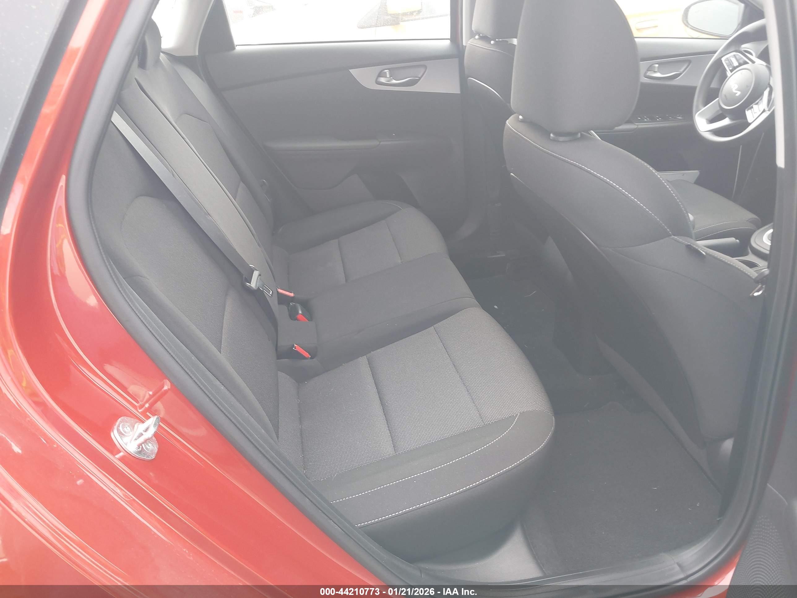 KIA FORTE image 8