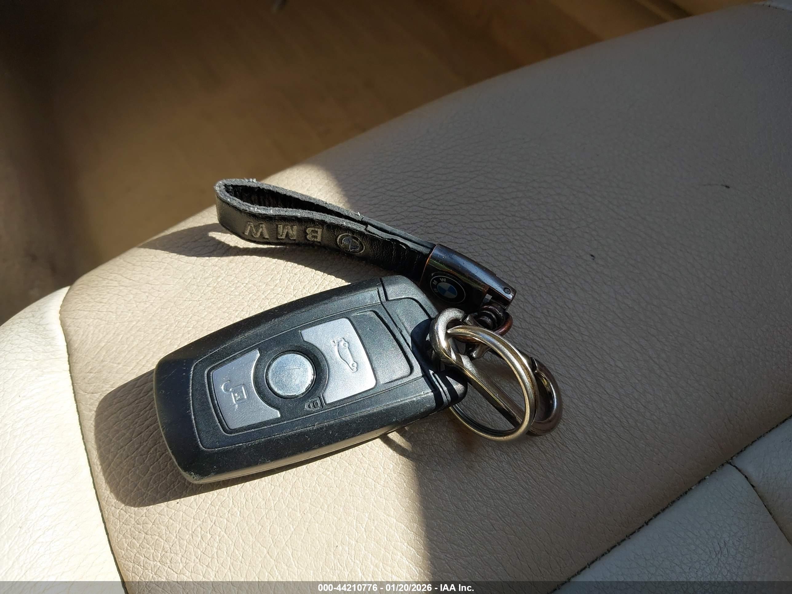 BMW 328I image 11
