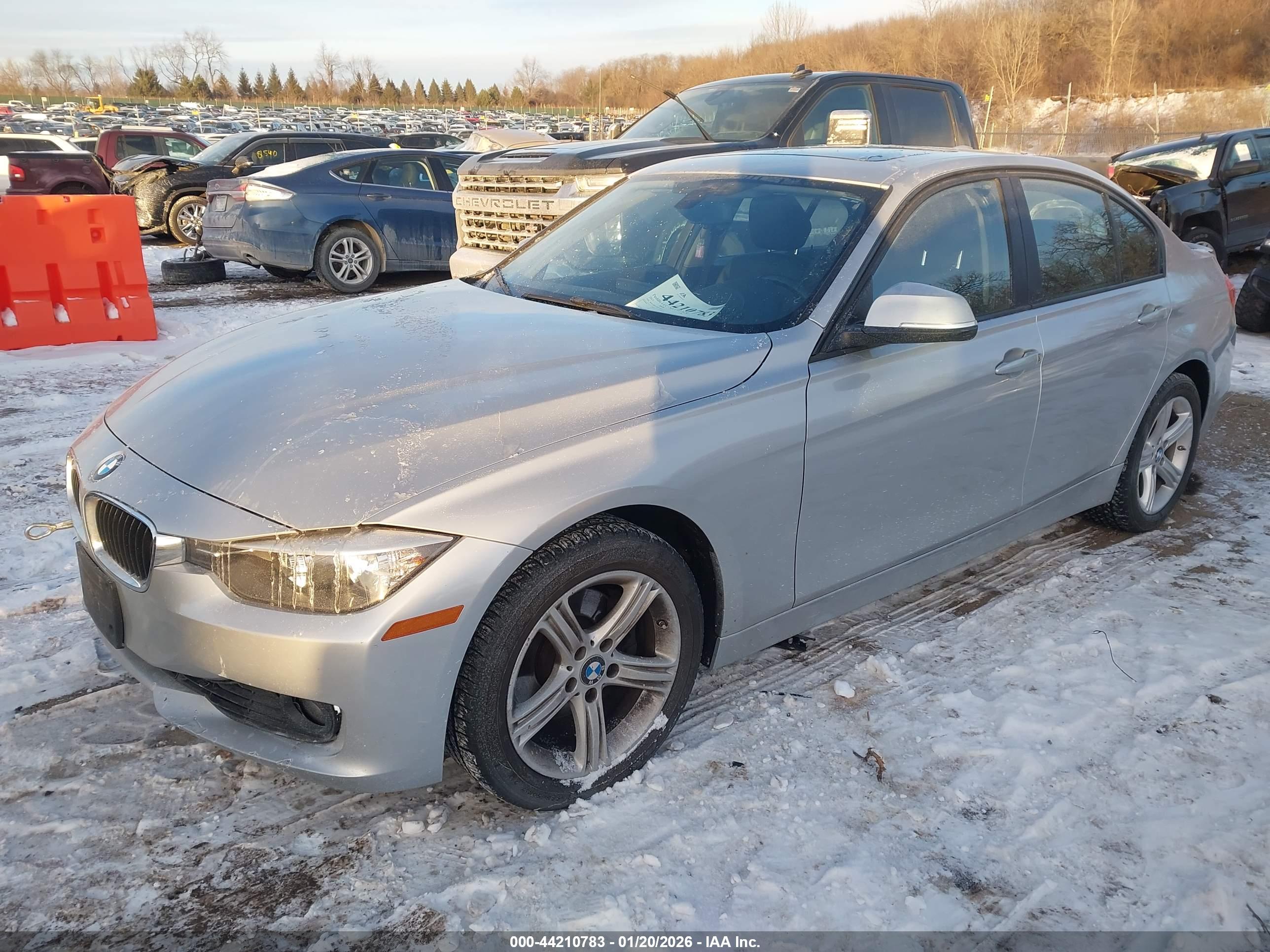 BMW 328I image 2