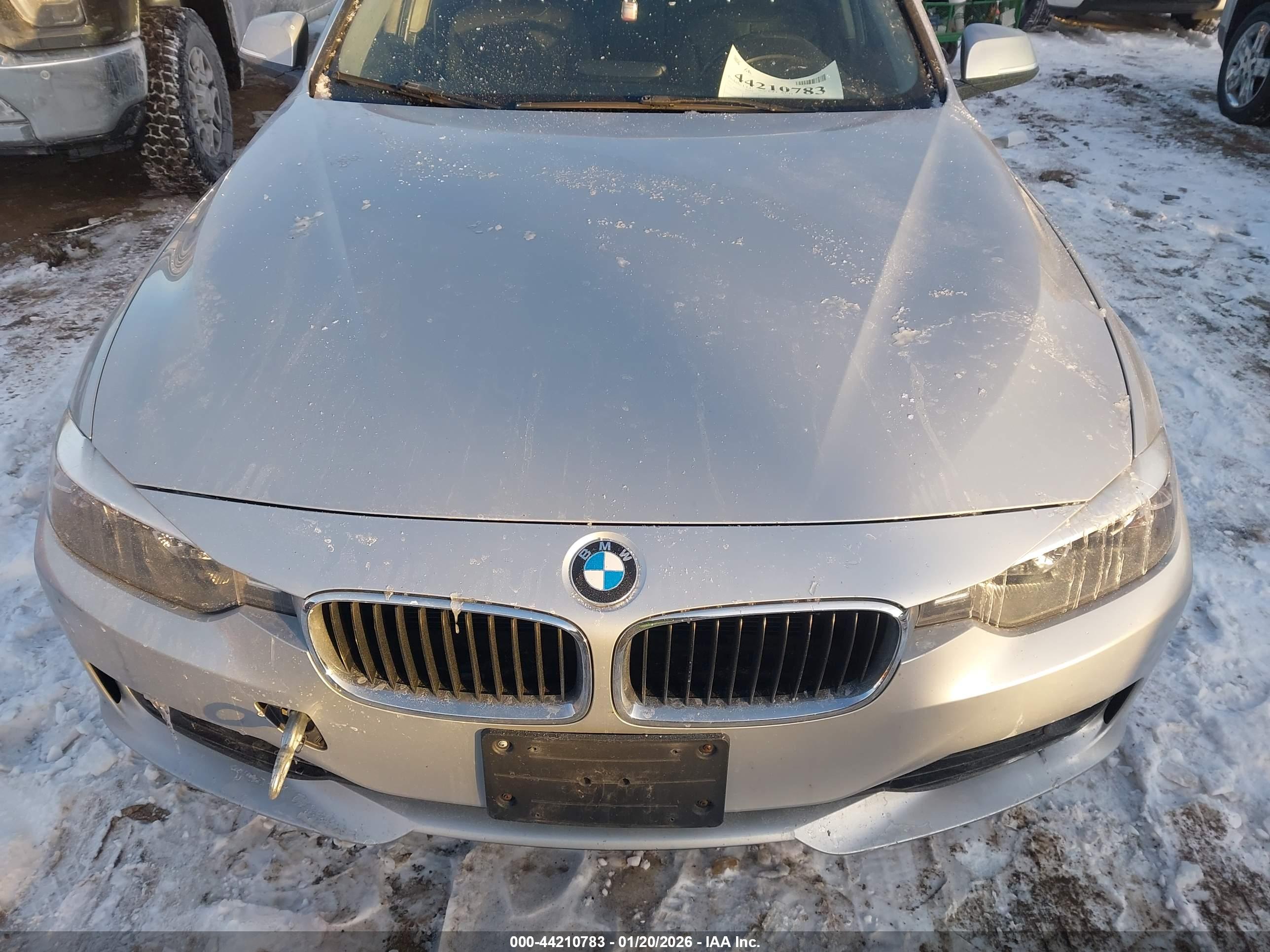 BMW 328I image 6