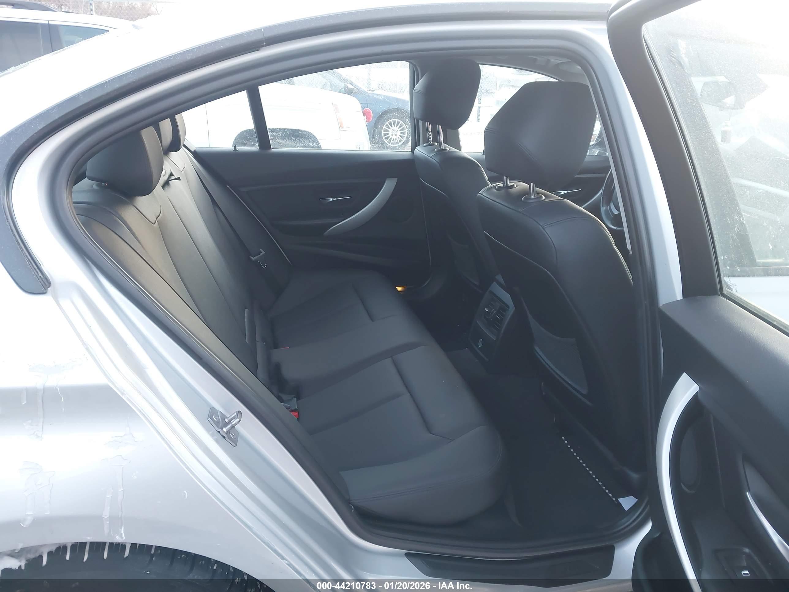 BMW 328I image 8