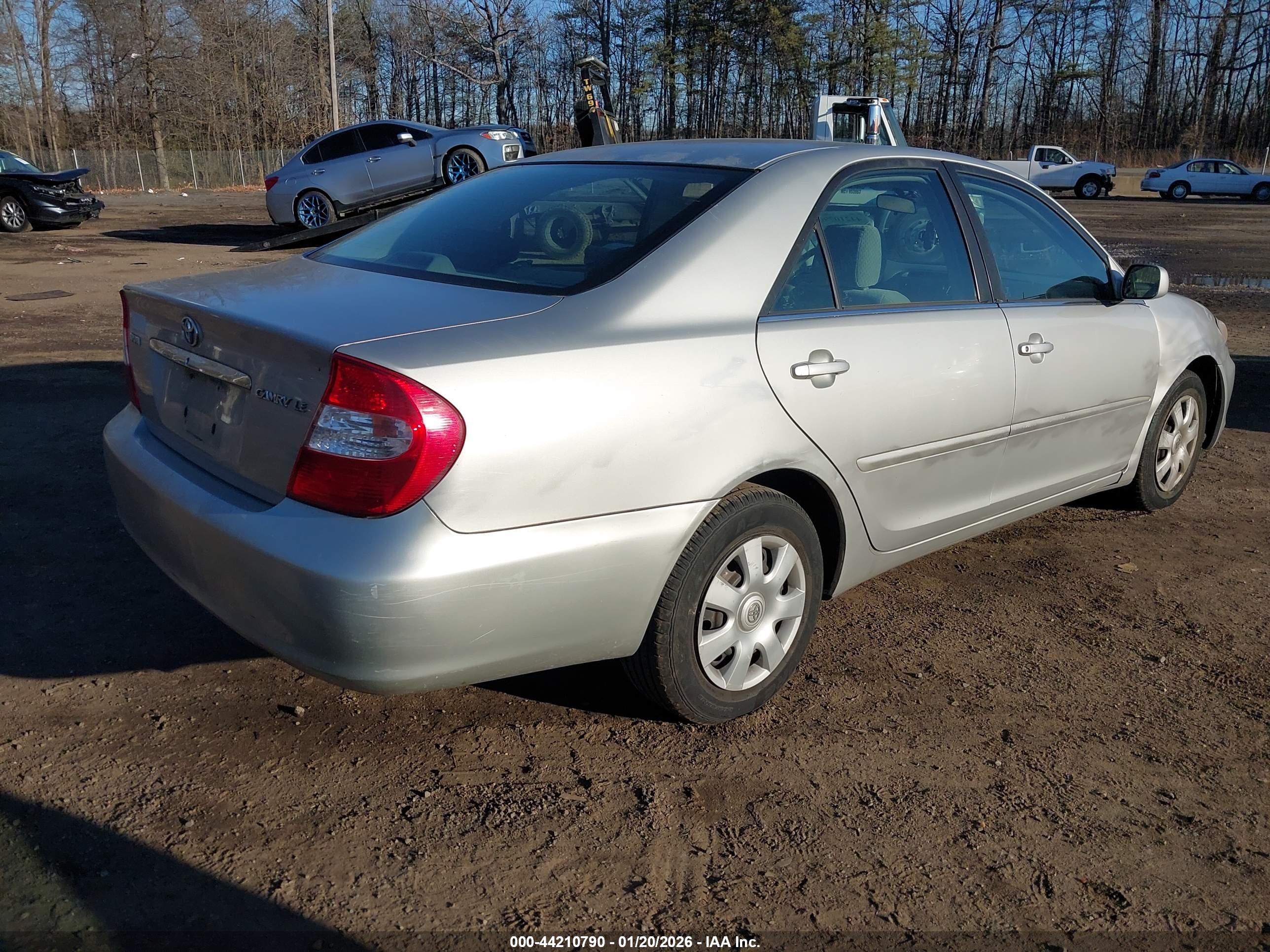 TOYOTA CAMRY image 4