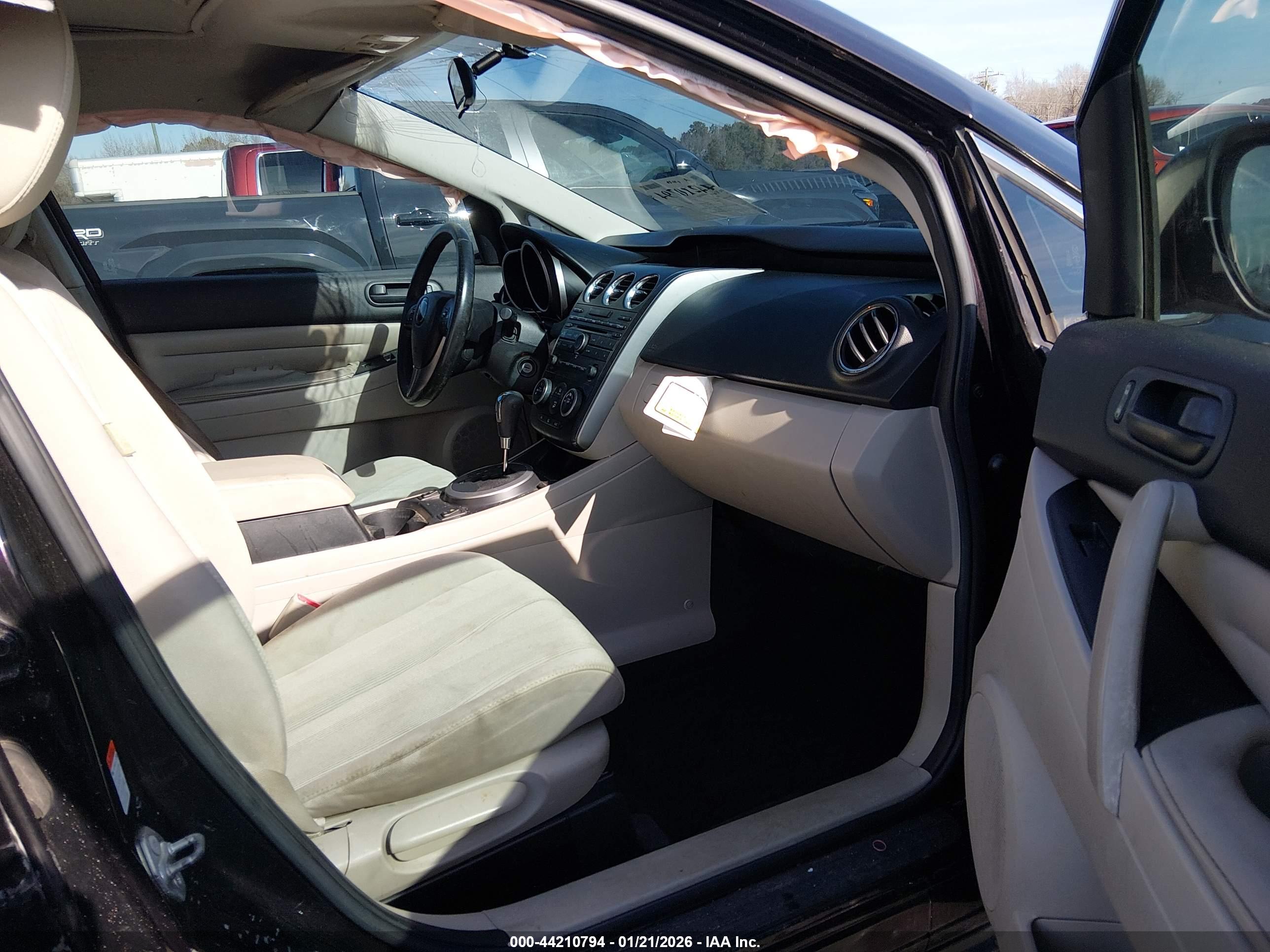 MAZDA CX-7 image 5