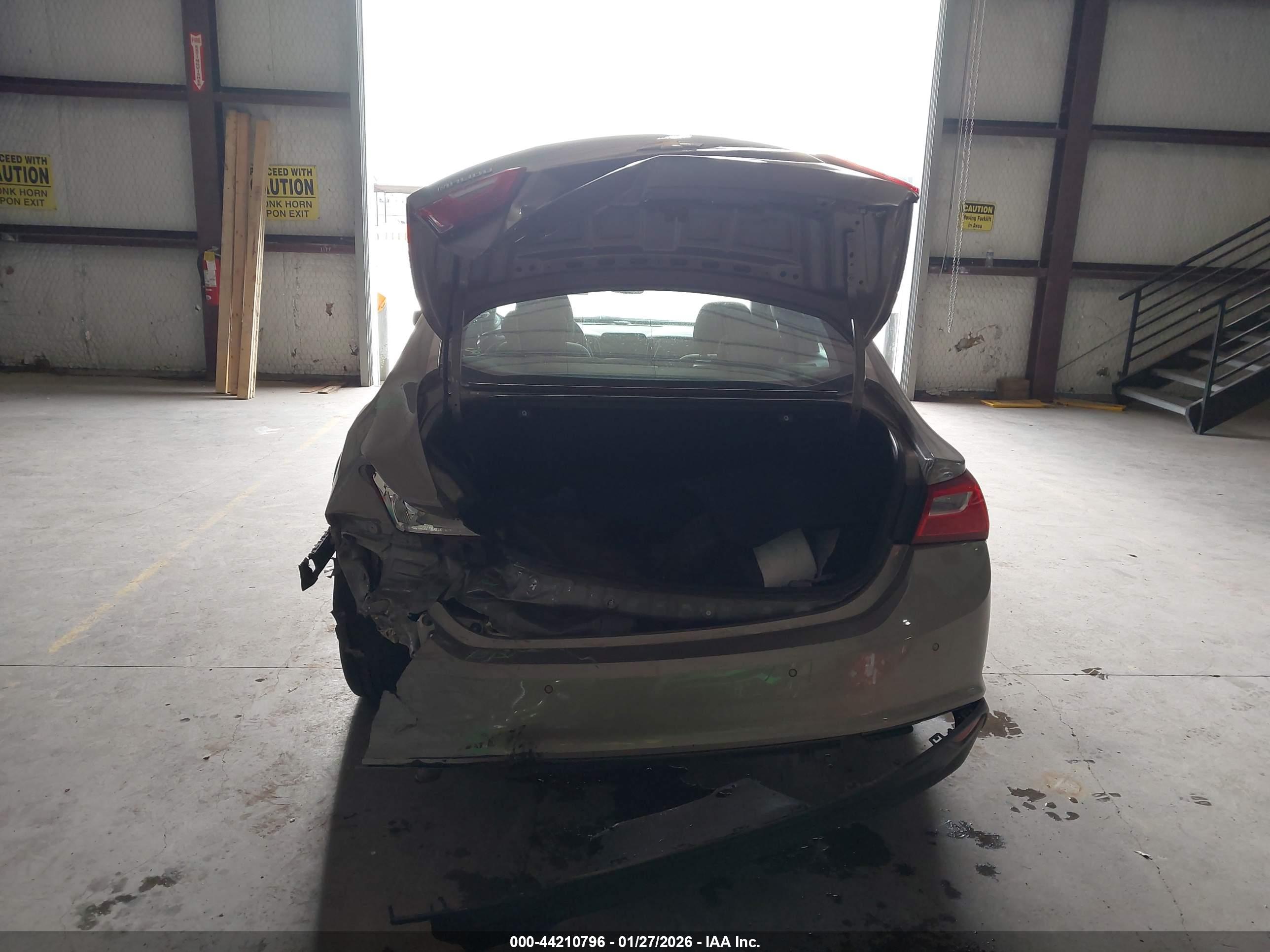 CHEVROLET MALIBU image 6