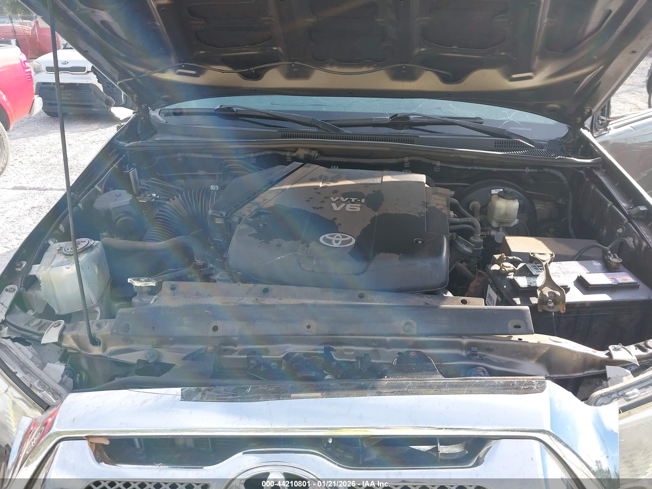 TOYOTA TACOMA image 10