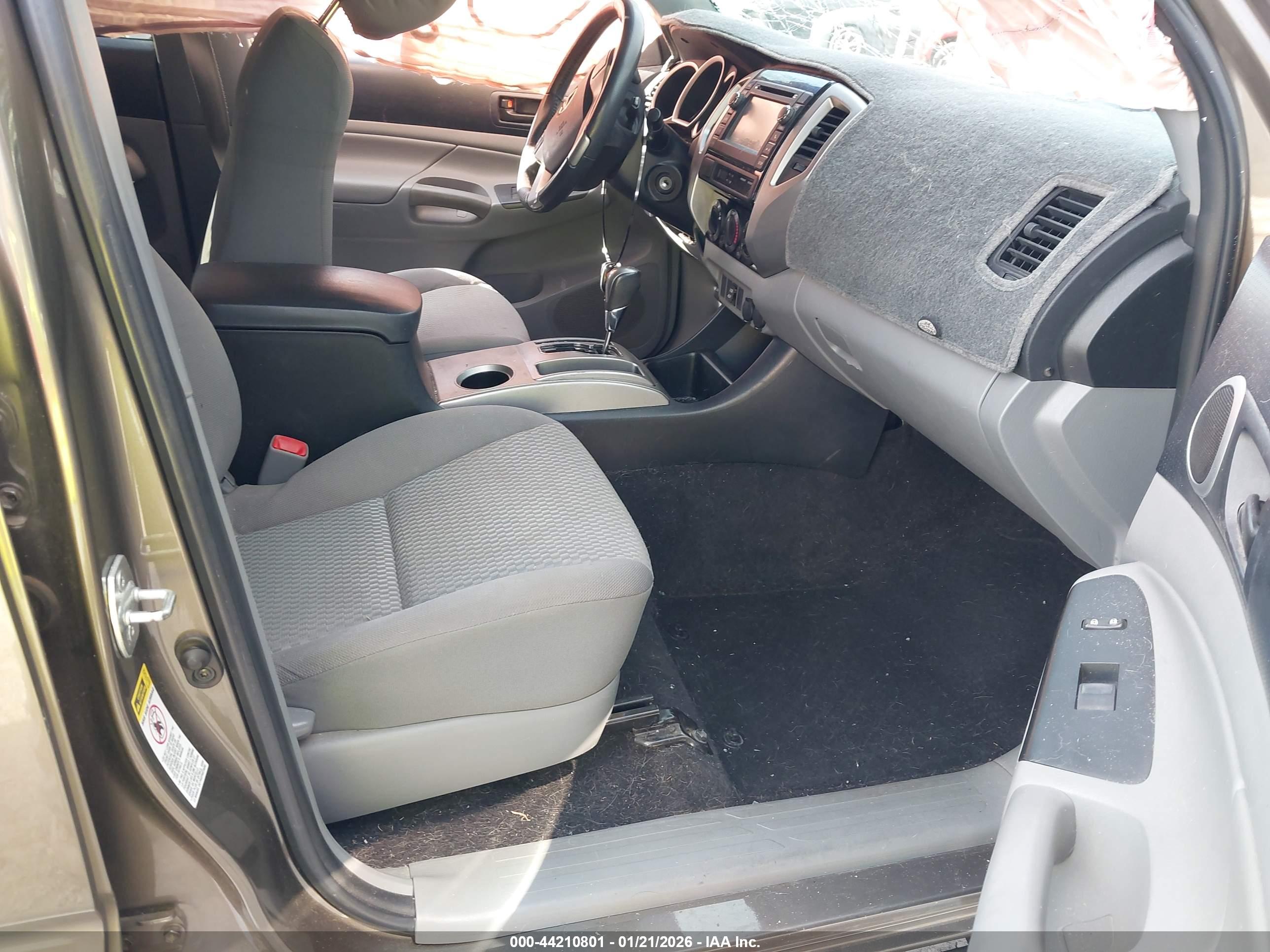 TOYOTA TACOMA image 5