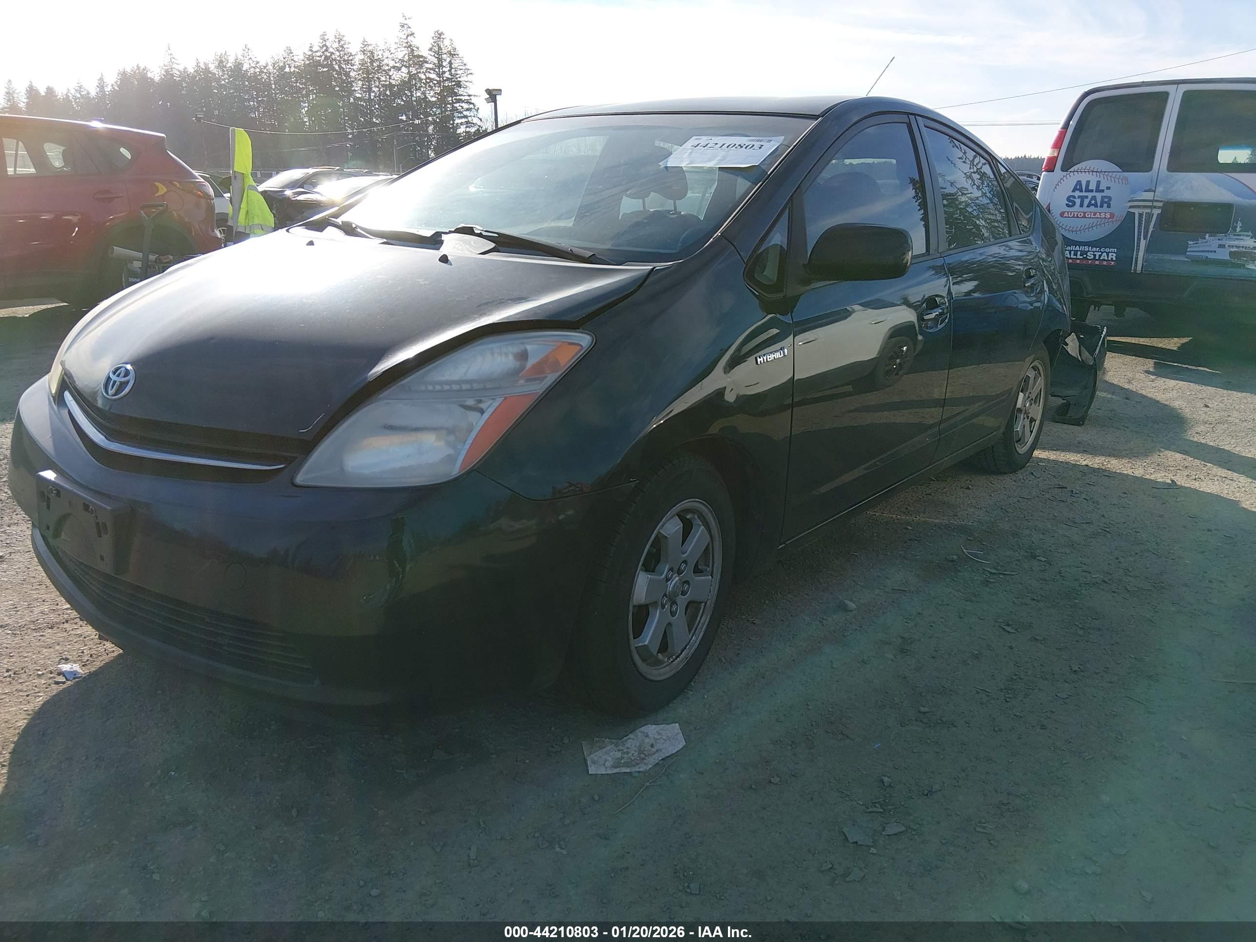 TOYOTA PRIUS image 2