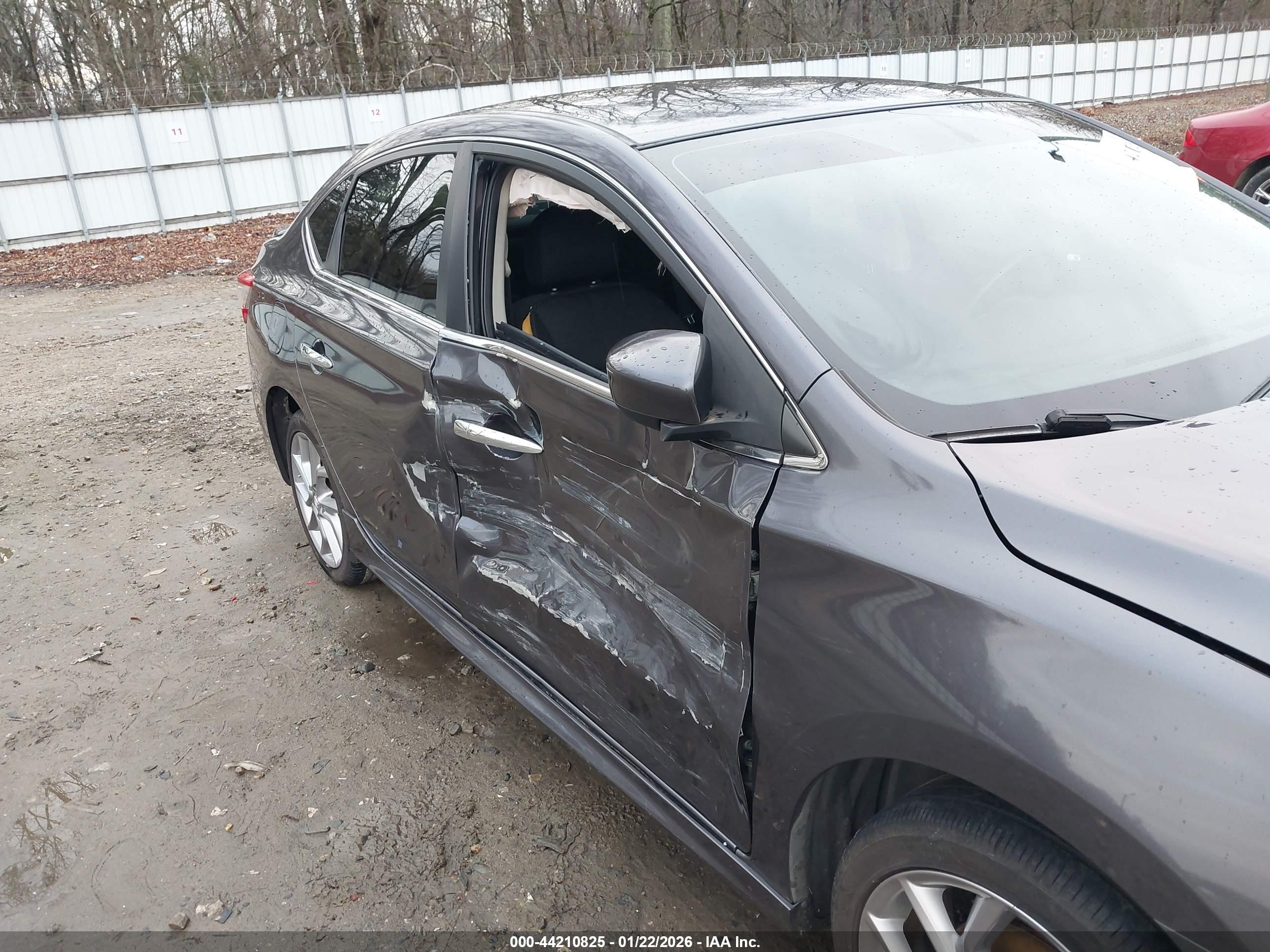NISSAN SENTRA image 6