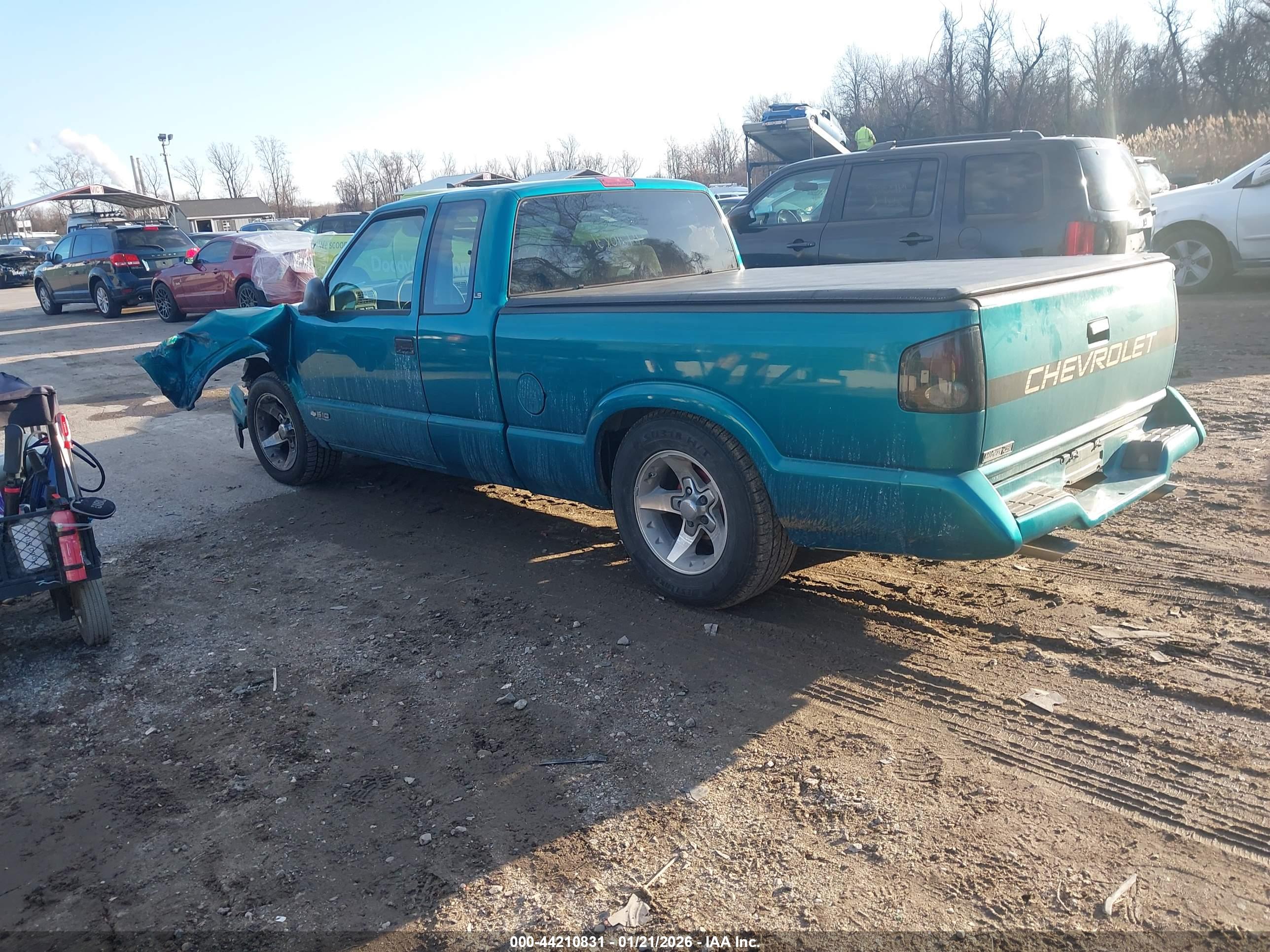 CHEVROLET S image 3