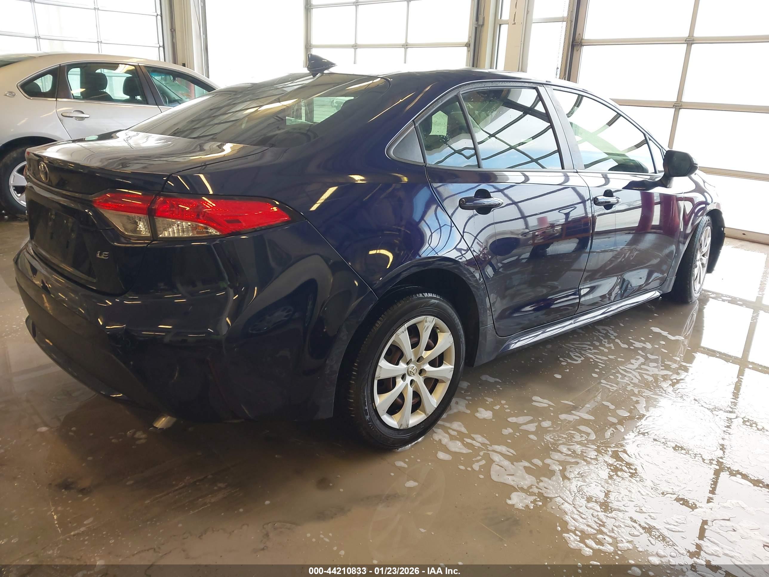 TOYOTA COROLLA image 4