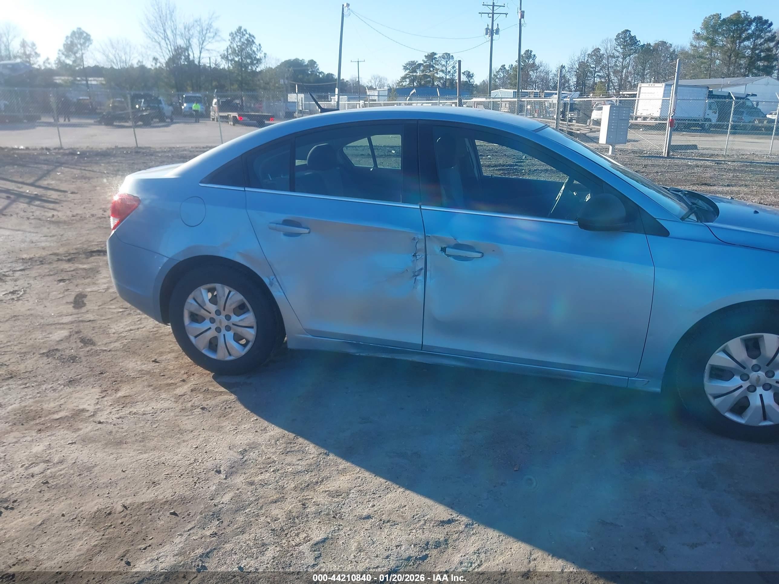CHEVROLET CRUZE image 6