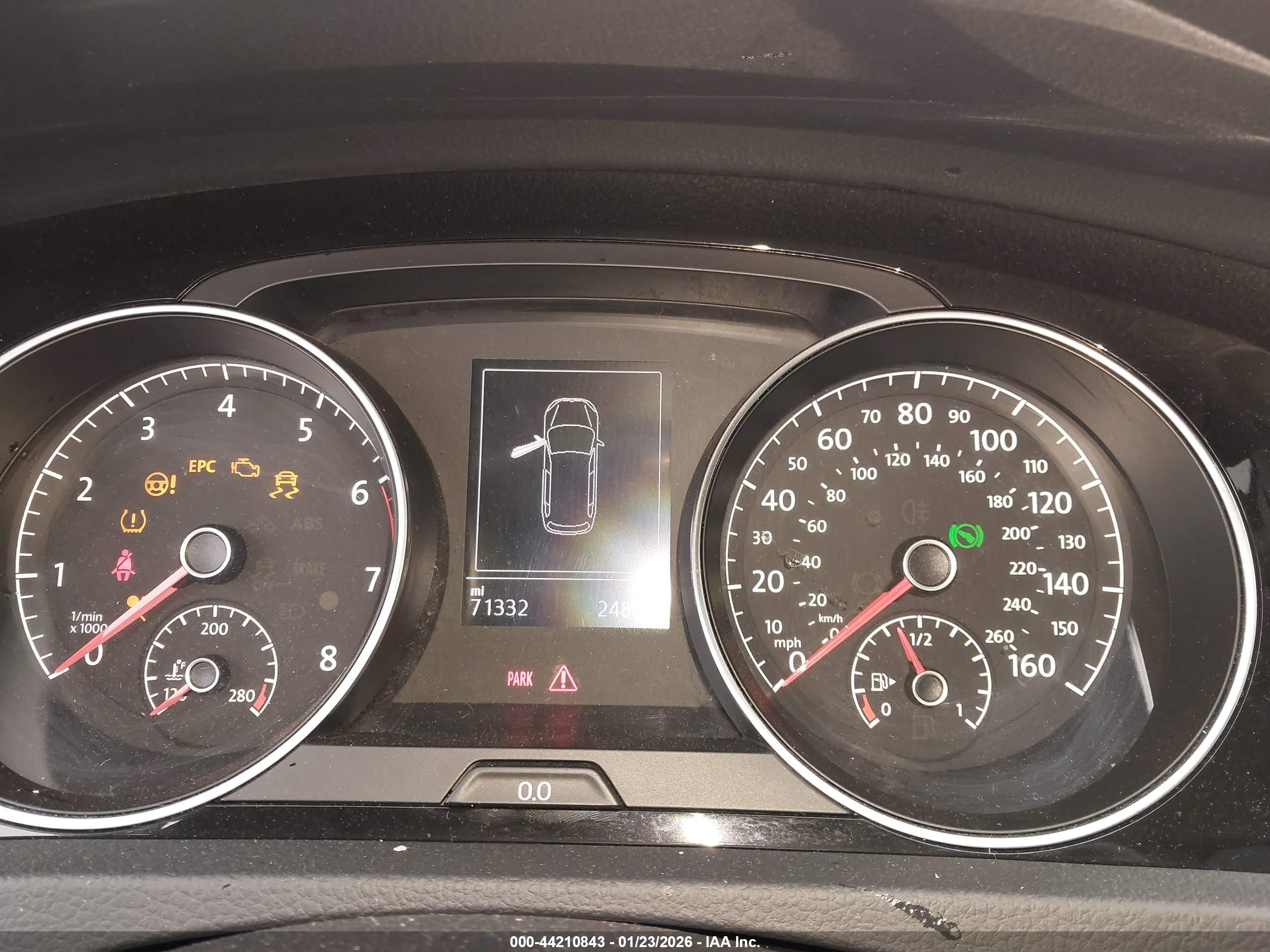 VOLKSWAGEN GOLF image 7