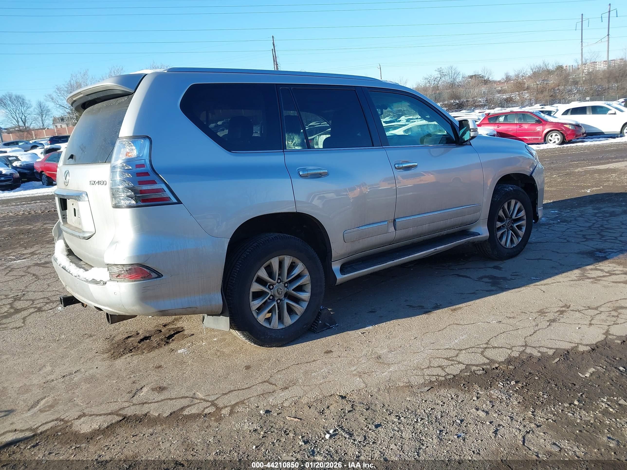 LEXUS GX image 4