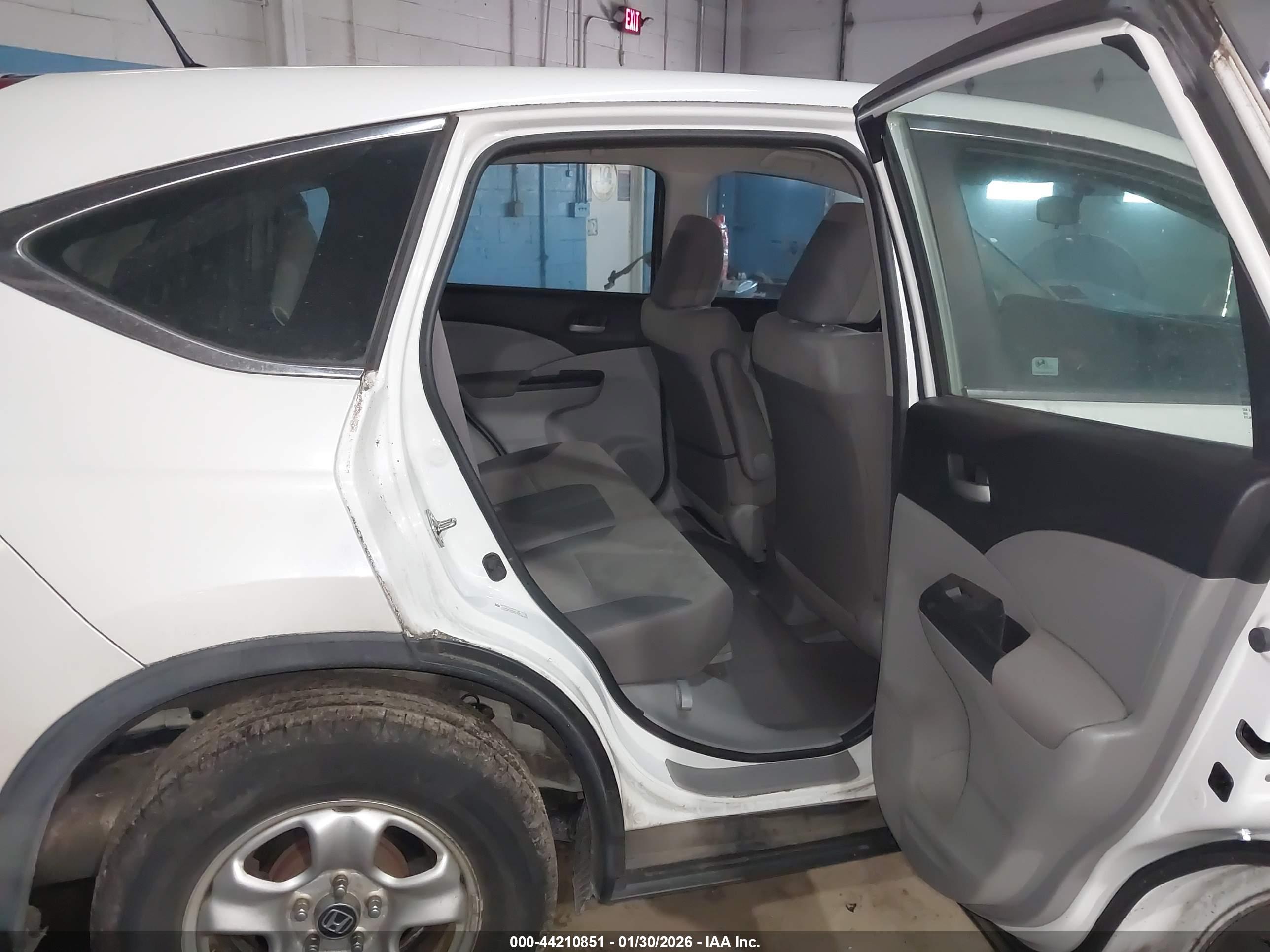 HONDA CR-V image 8